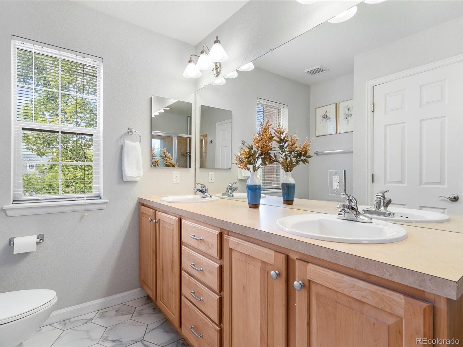 MLS Image #17 for 8450 e 29th avenue,denver, Colorado