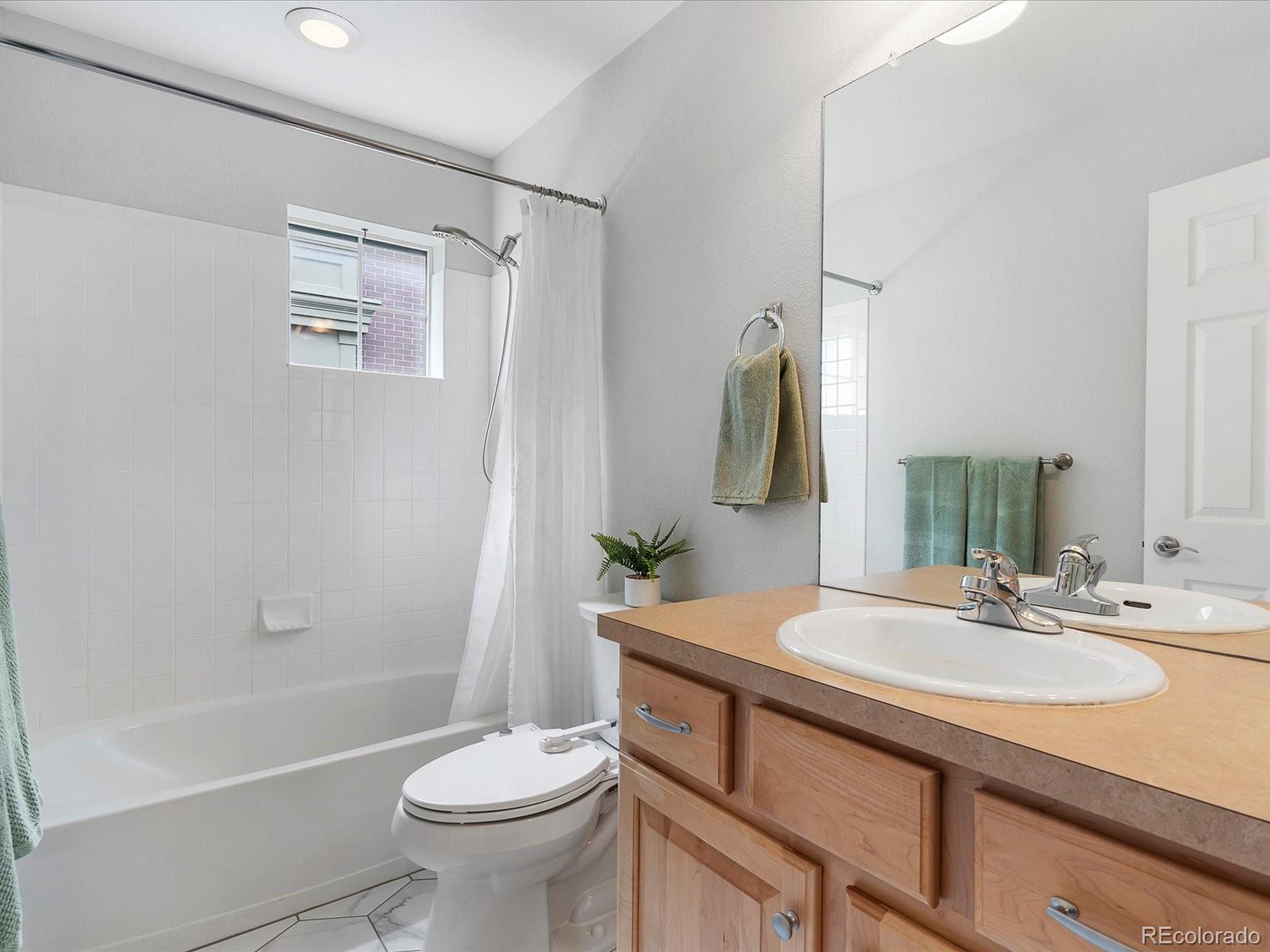 MLS Image #22 for 8450 e 29th avenue,denver, Colorado
