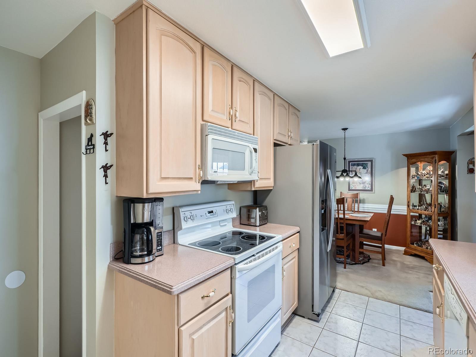 MLS Image #11 for 12487 e virginia place,aurora, Colorado