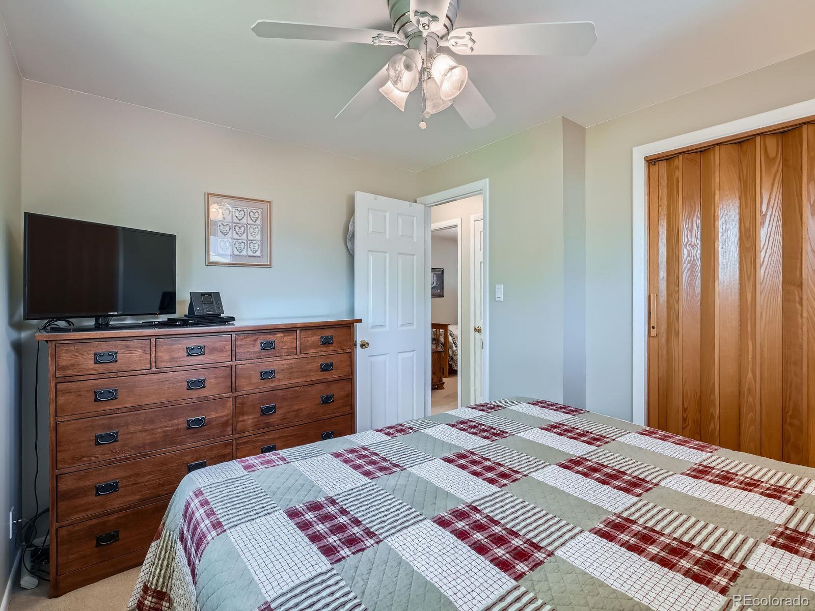 MLS Image #18 for 12487 e virginia place,aurora, Colorado