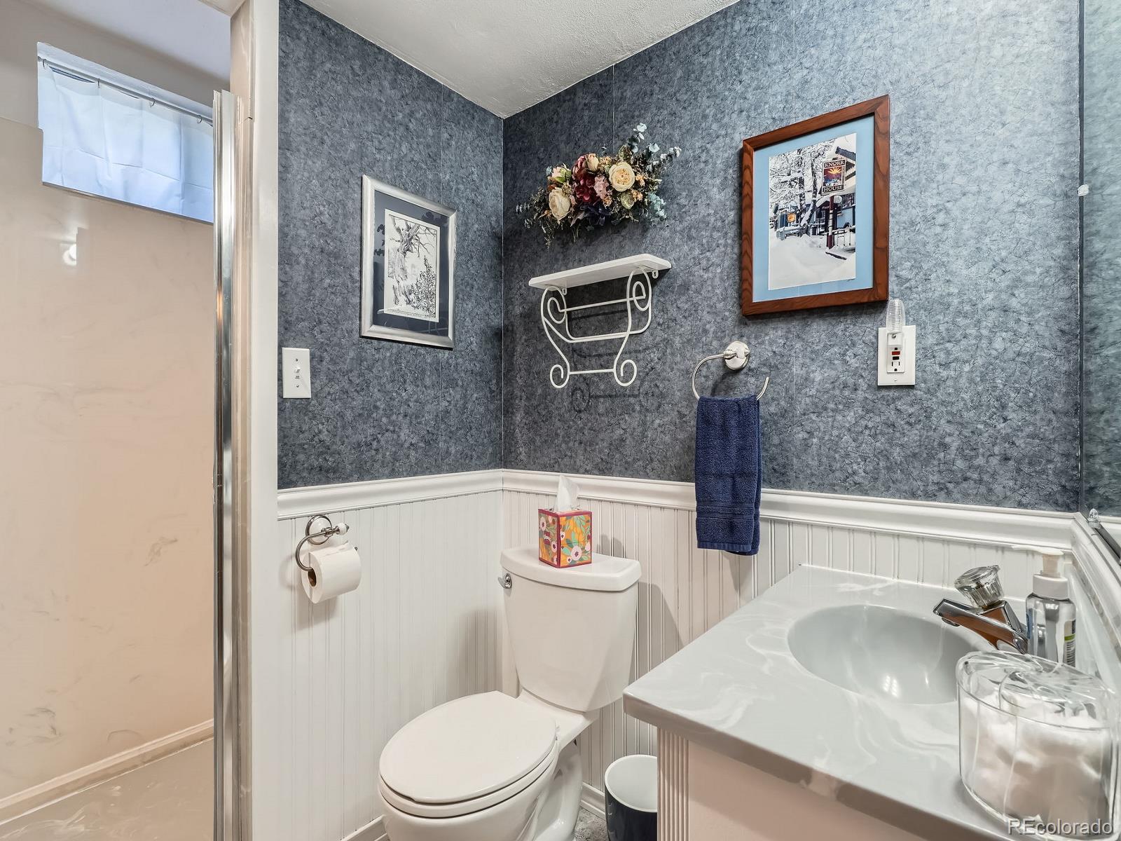 MLS Image #20 for 12487 e virginia place,aurora, Colorado