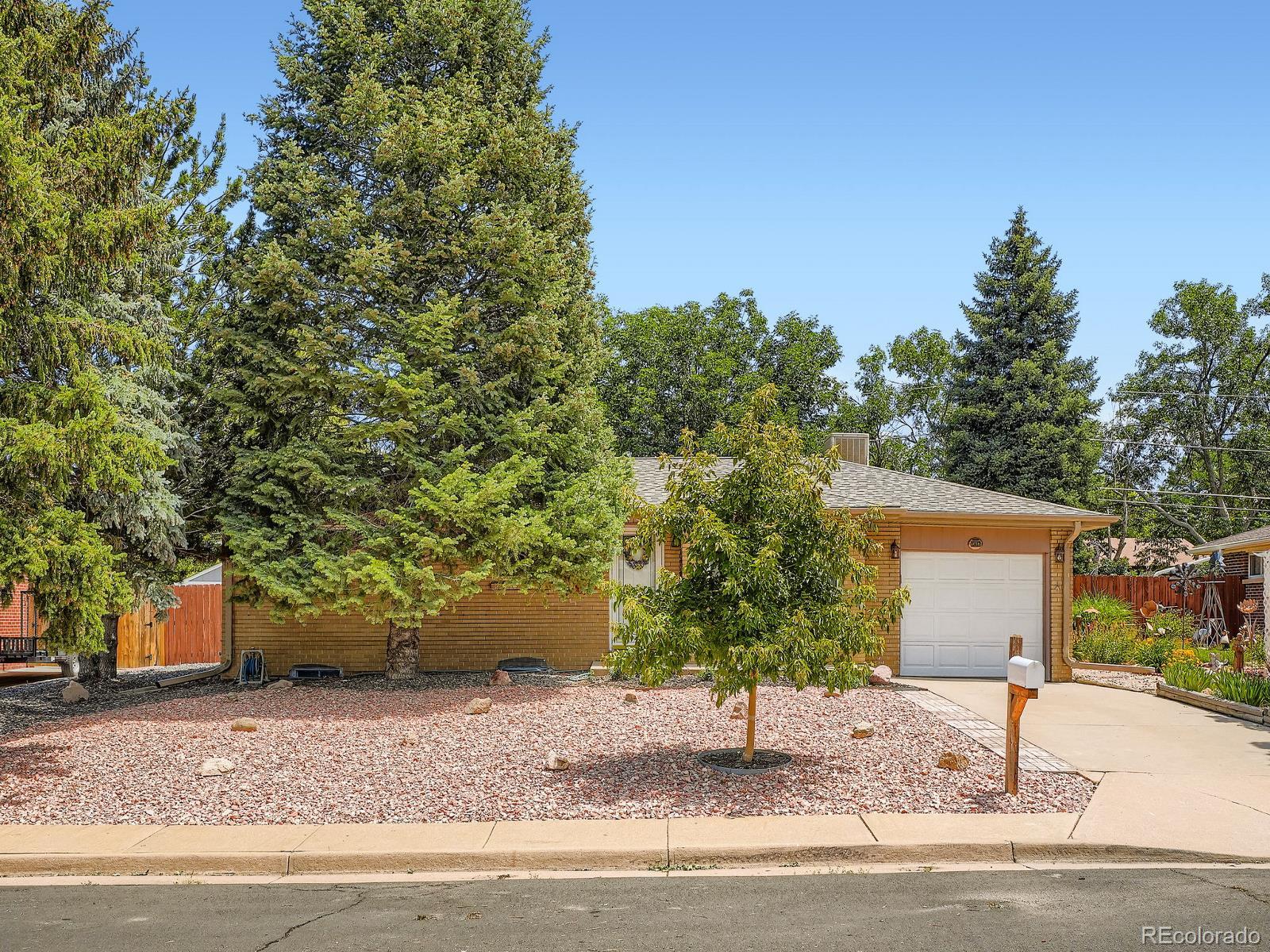 MLS Image #4 for 12487 e virginia place,aurora, Colorado