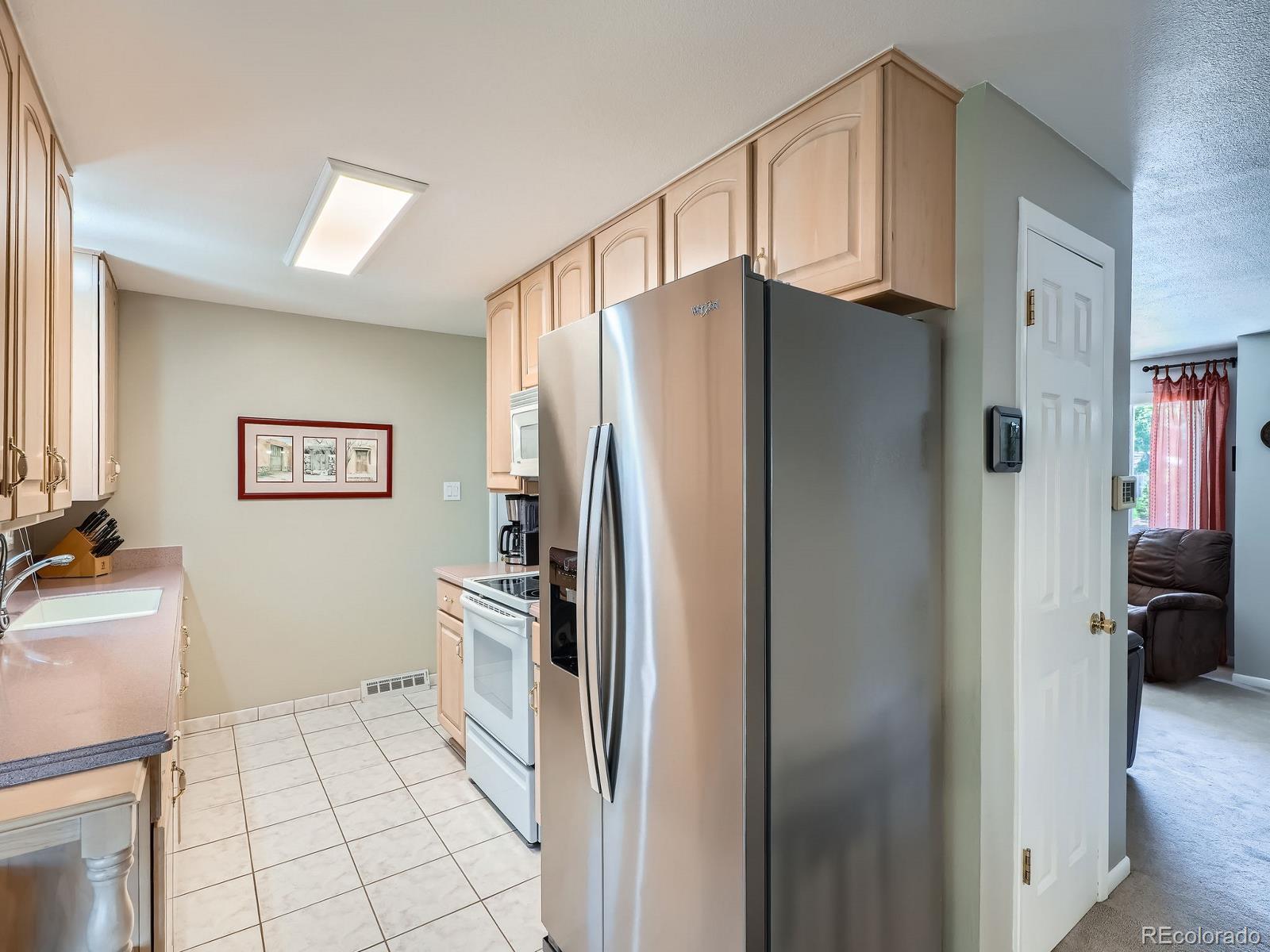 MLS Image #9 for 12487 e virginia place,aurora, Colorado