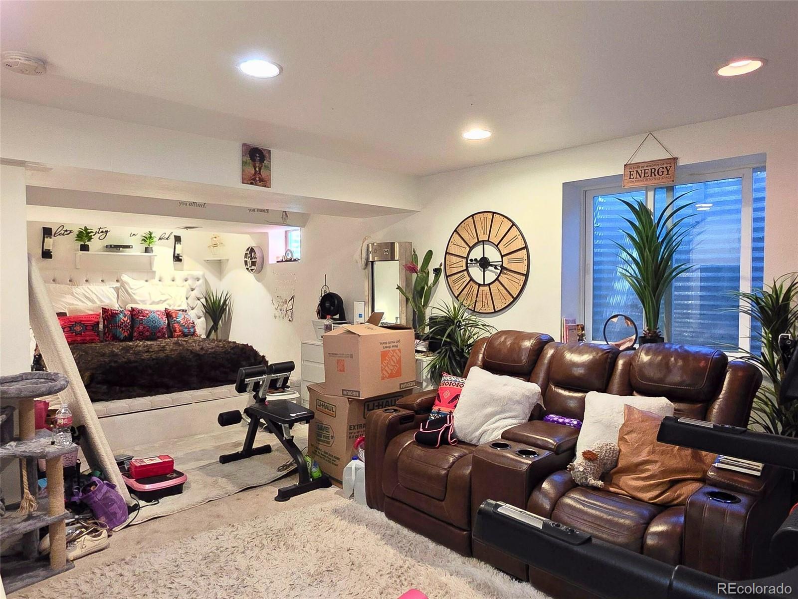 MLS Image #10 for 20391 e 42nd avenue,denver, Colorado