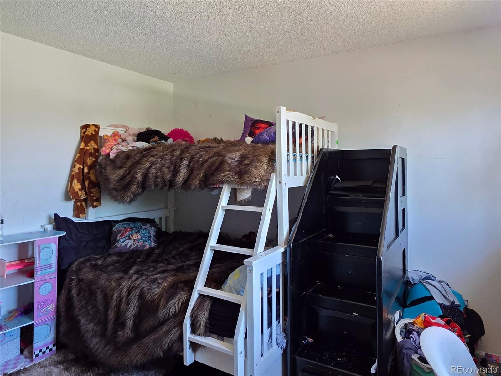 MLS Image #9 for 20391 e 42nd avenue,denver, Colorado
