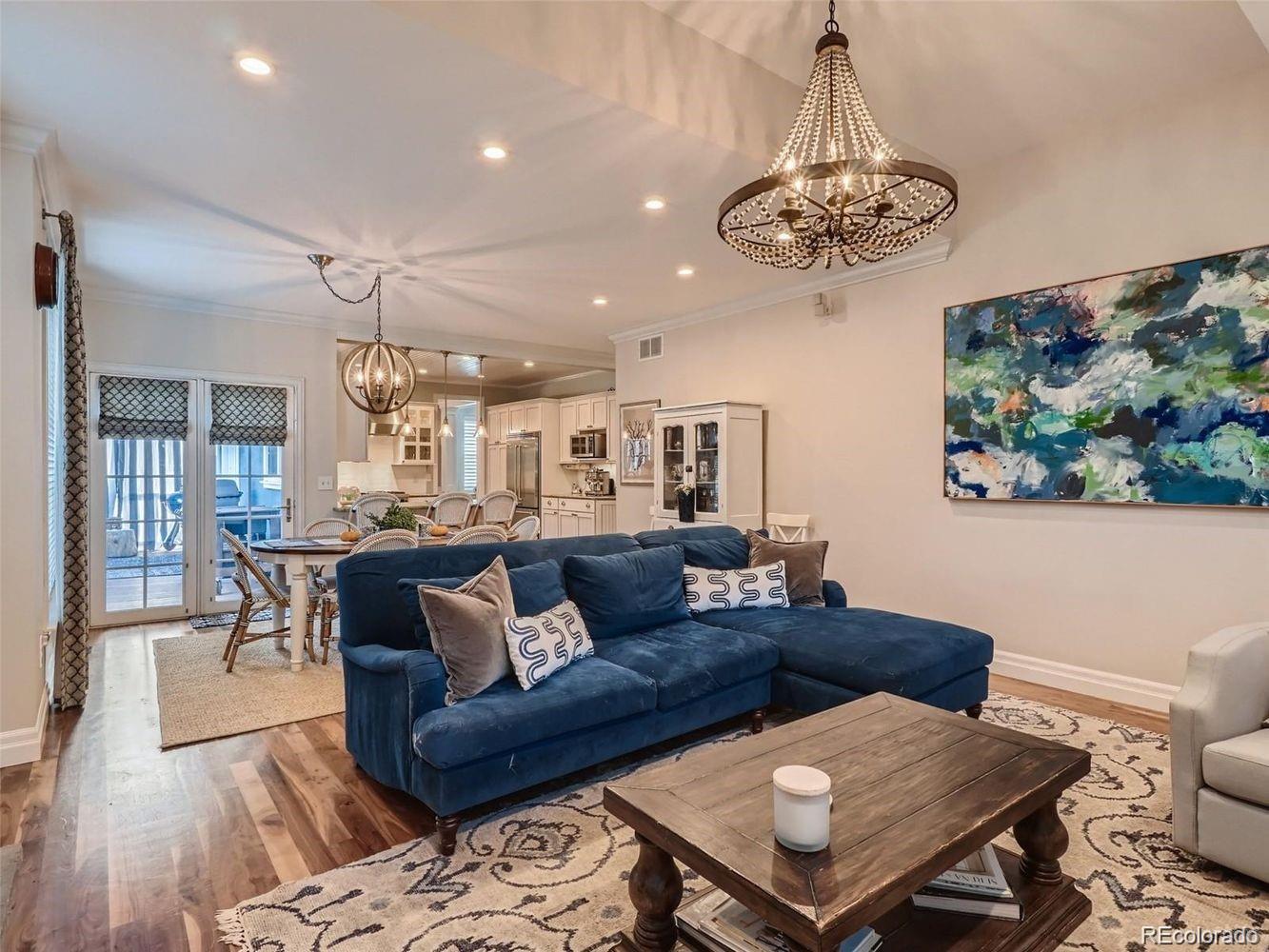 MLS Image #10 for 930  kearney street,denver, Colorado