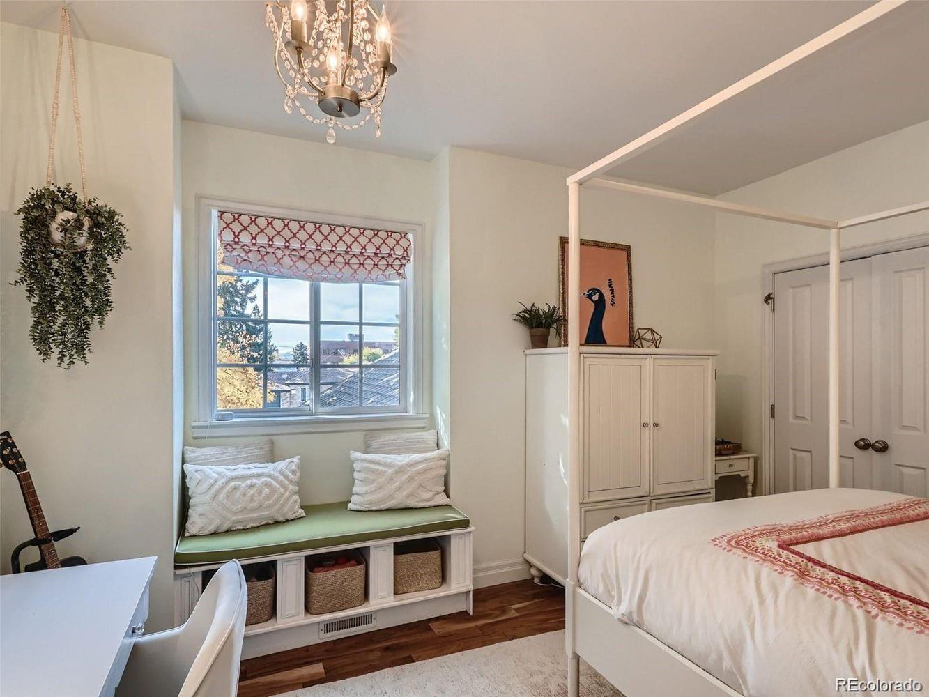 MLS Image #16 for 930  kearney street,denver, Colorado