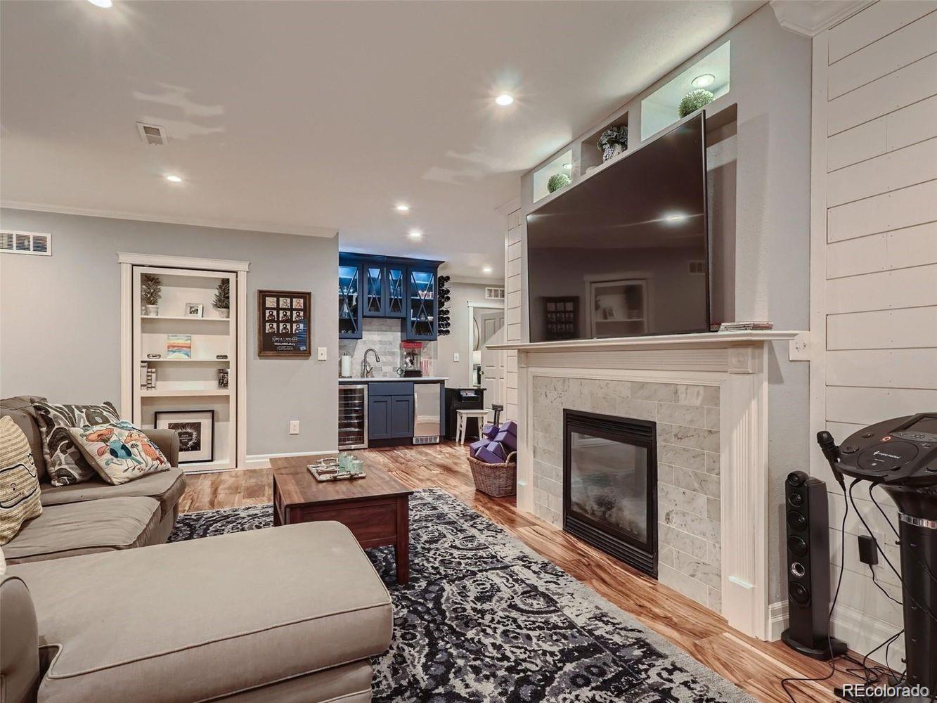 MLS Image #22 for 930  kearney street,denver, Colorado