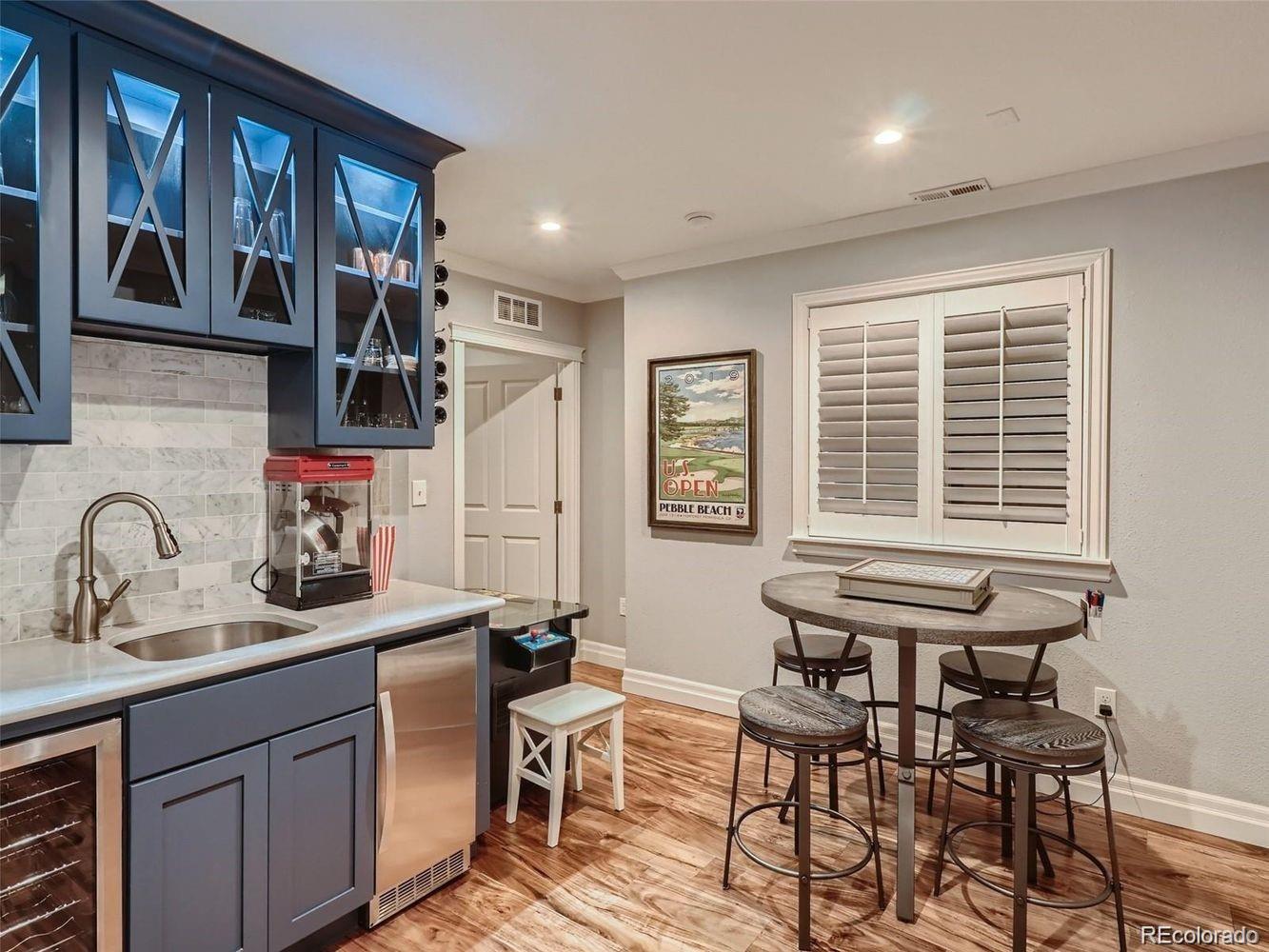MLS Image #23 for 930  kearney street,denver, Colorado