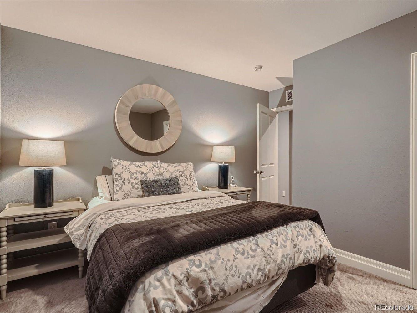 MLS Image #25 for 930  kearney street,denver, Colorado