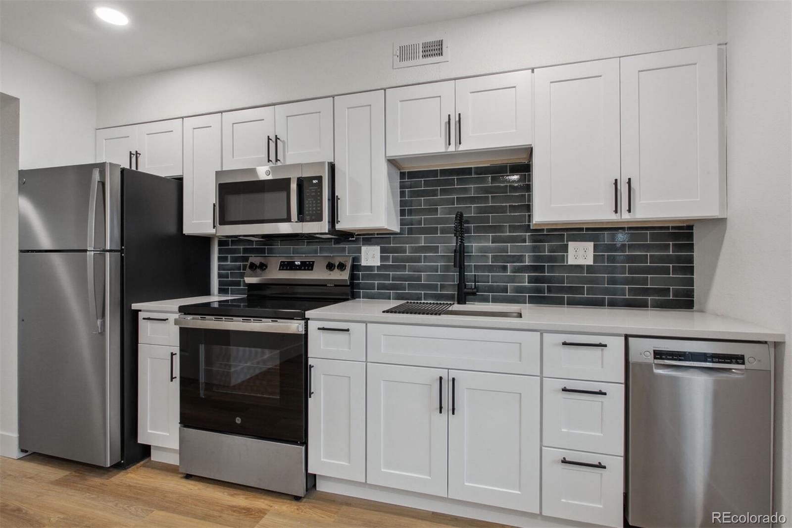 MLS Image #4 for 9120 e girard avenue,denver, Colorado