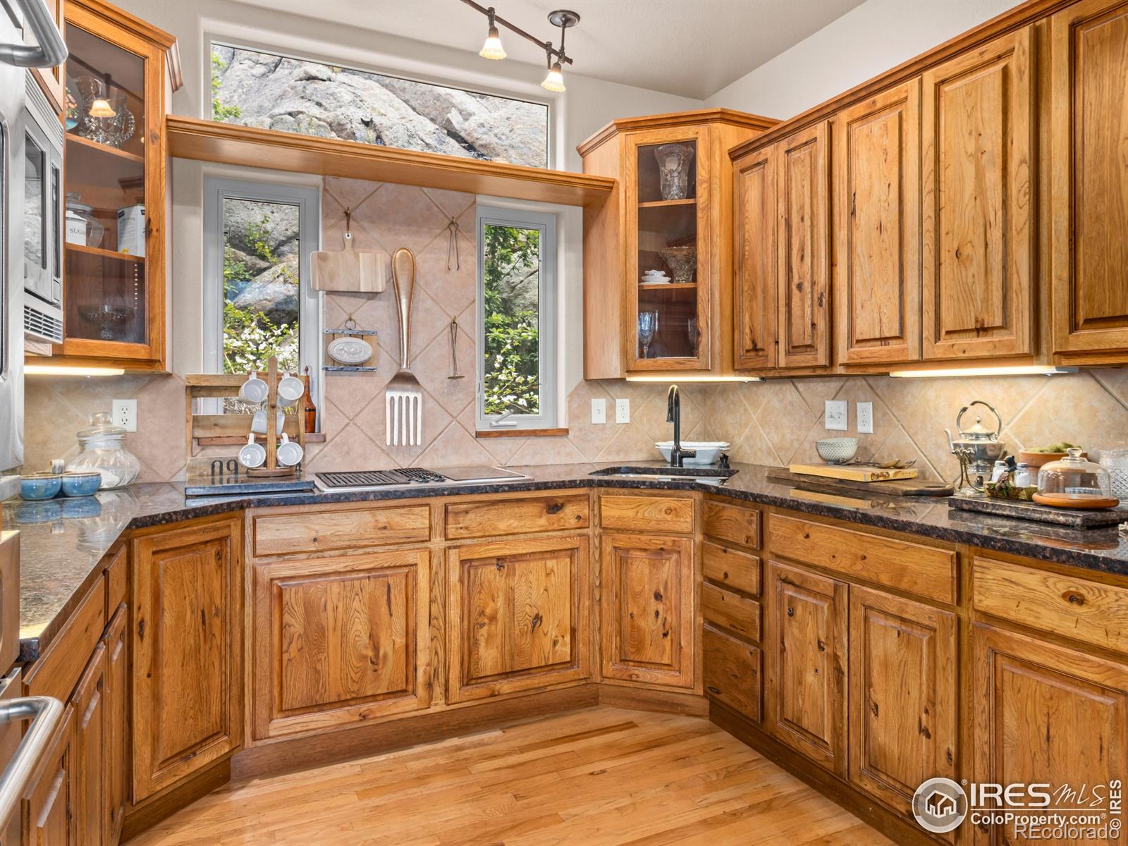 MLS Image #16 for 197  curry drive,estes park, Colorado