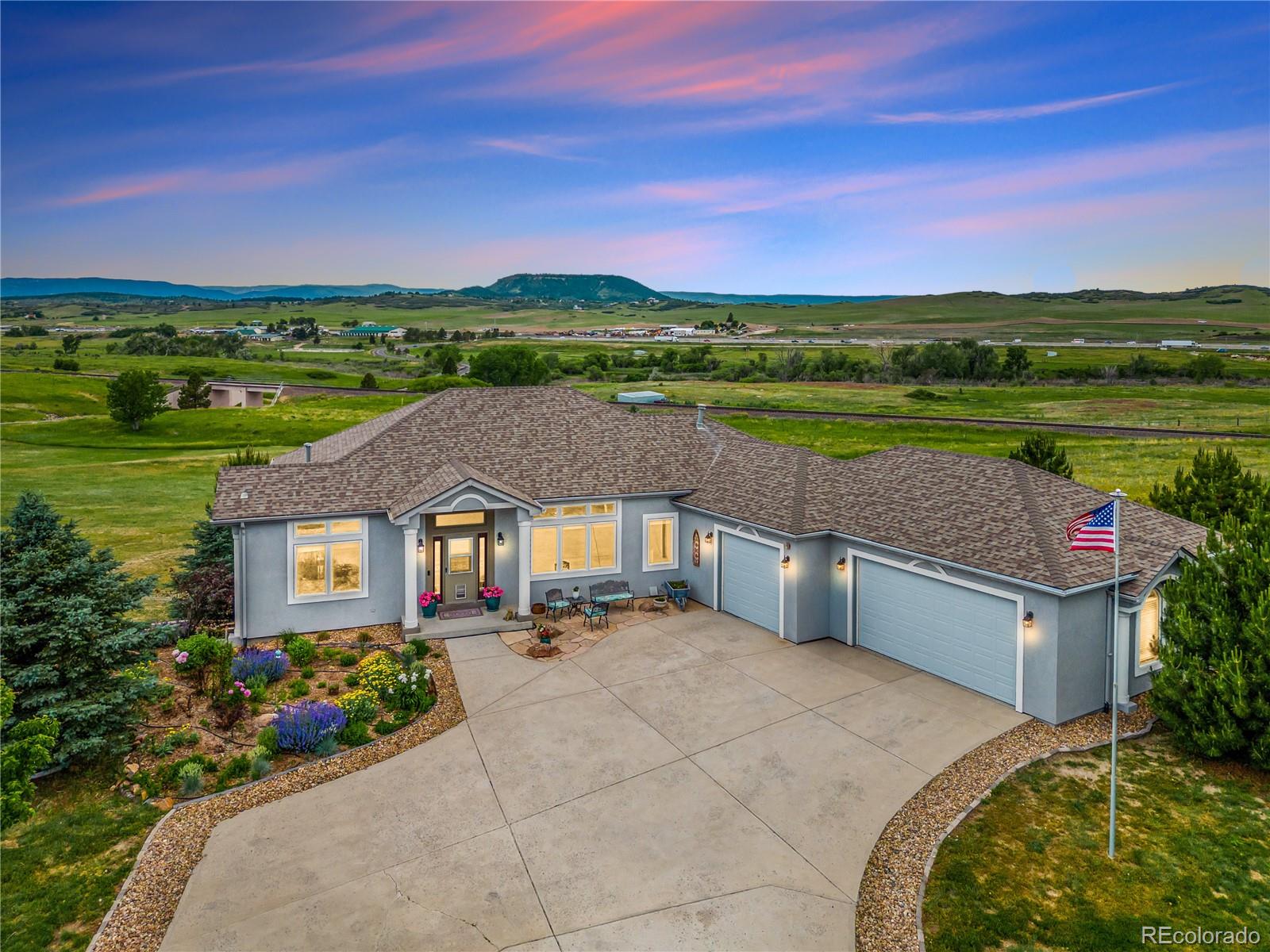 CMA Image for 3221  Autumn Sun Circle,Castle Rock, Colorado