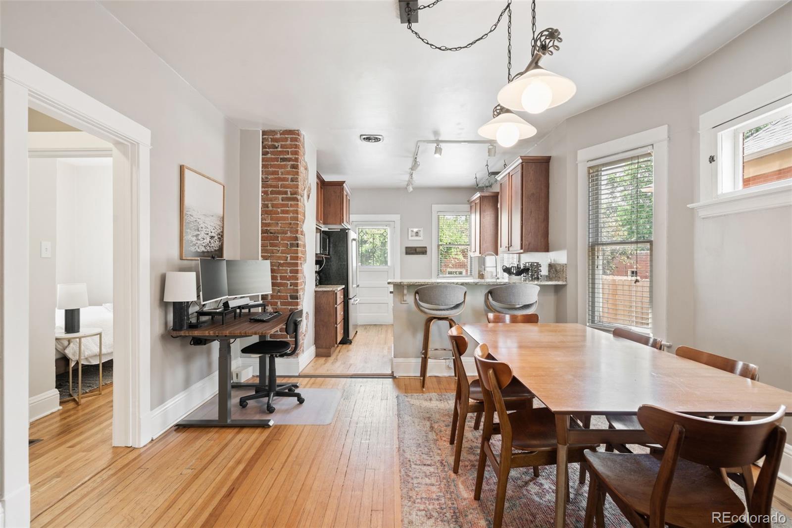 MLS Image #6 for 534 s pearl street,denver, Colorado