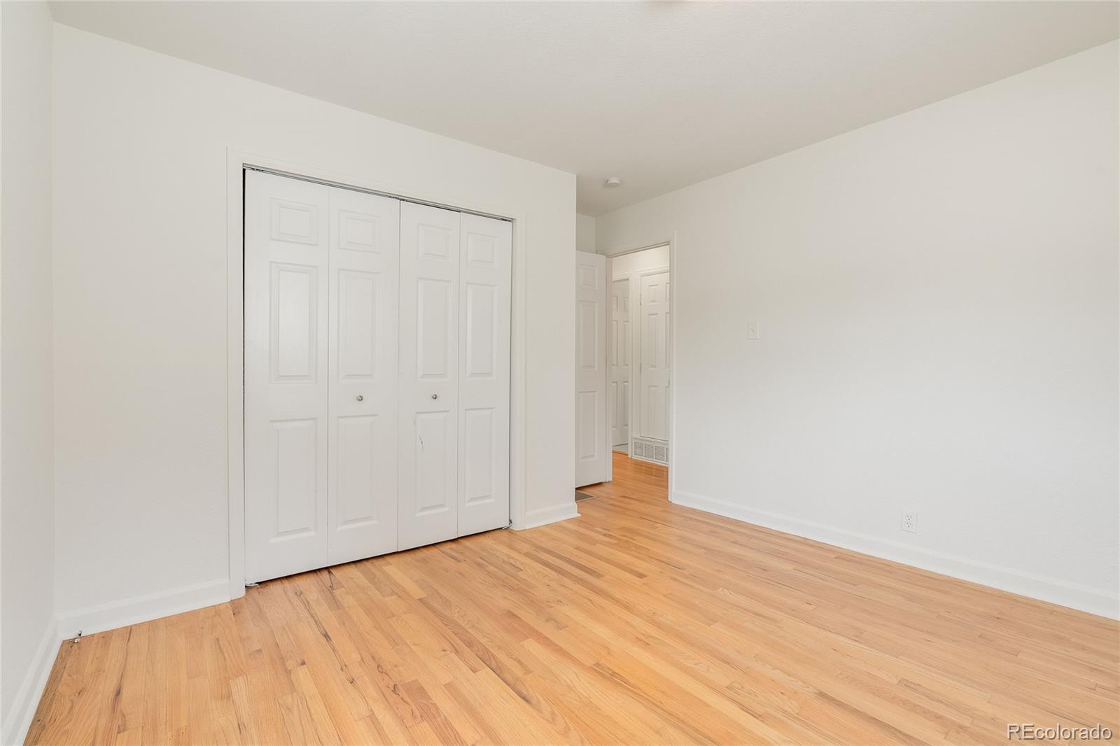 MLS Image #13 for 4972 w custer place,denver, Colorado
