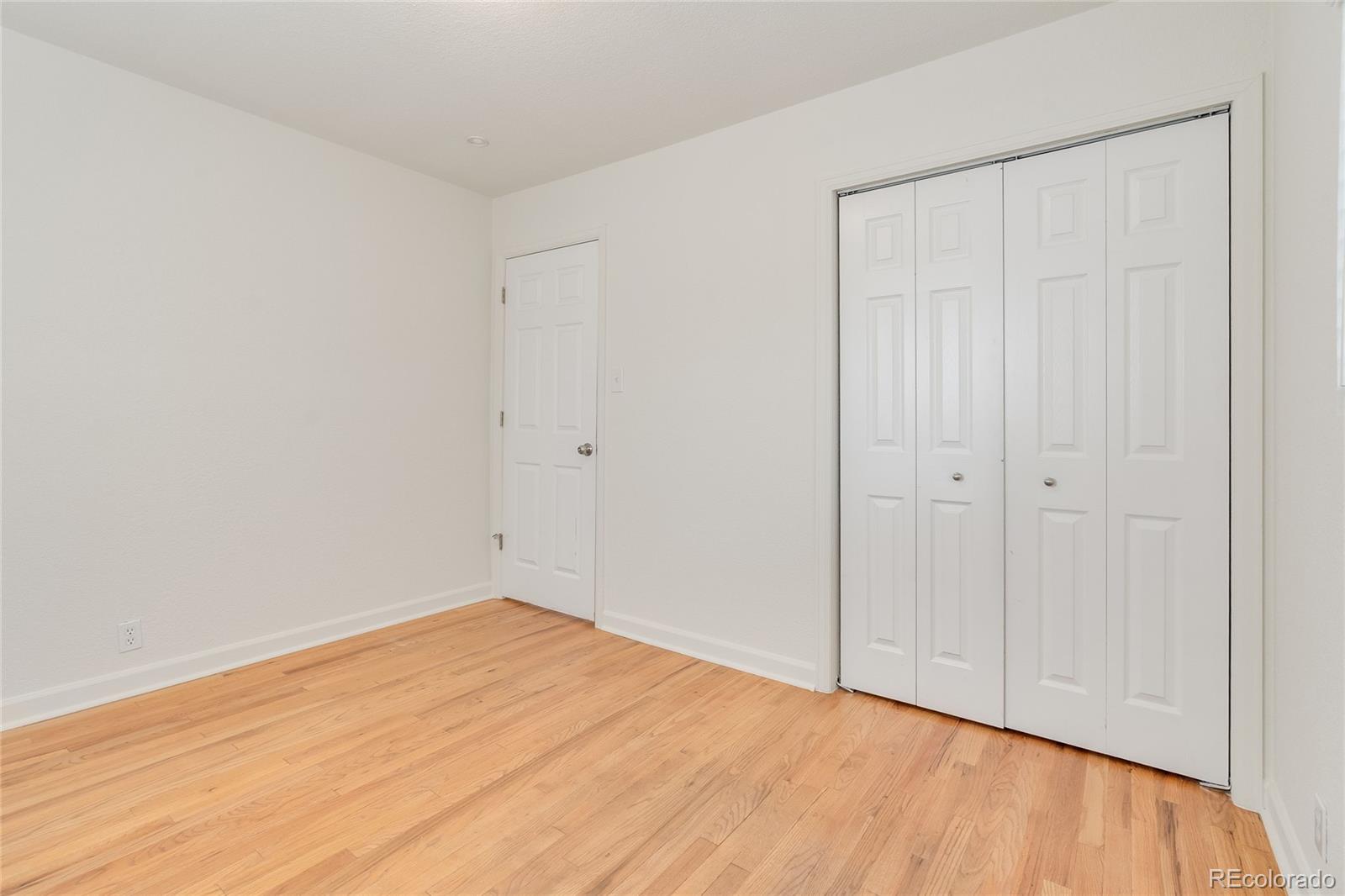 MLS Image #15 for 4972 w custer place,denver, Colorado
