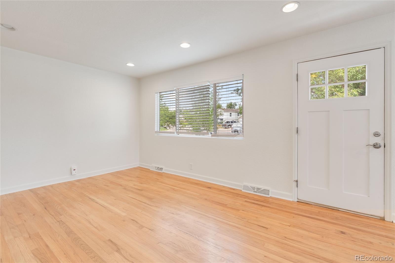 MLS Image #4 for 4972 w custer place,denver, Colorado