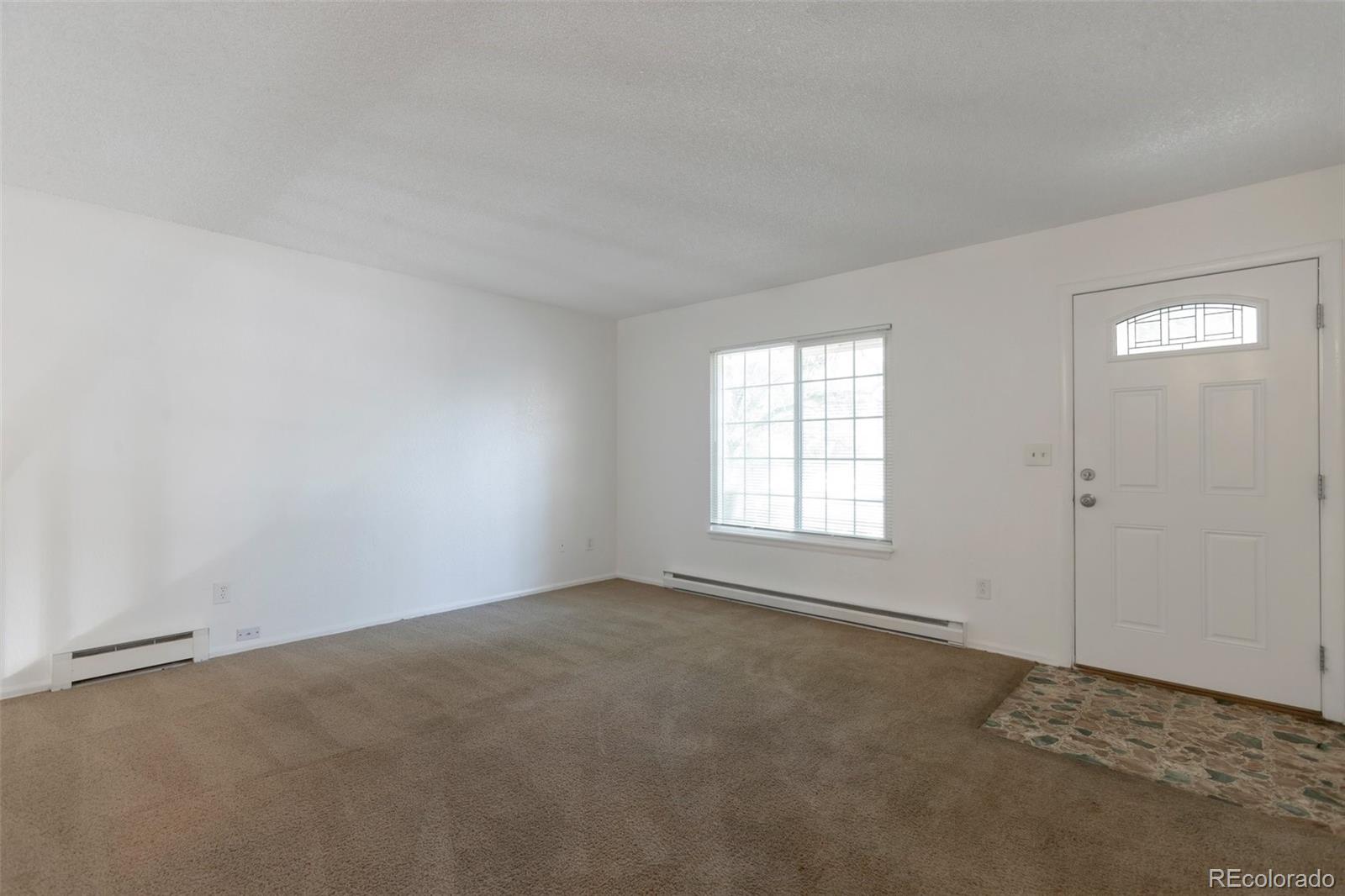 MLS Image #2 for 3577 s ouray circle,aurora, Colorado