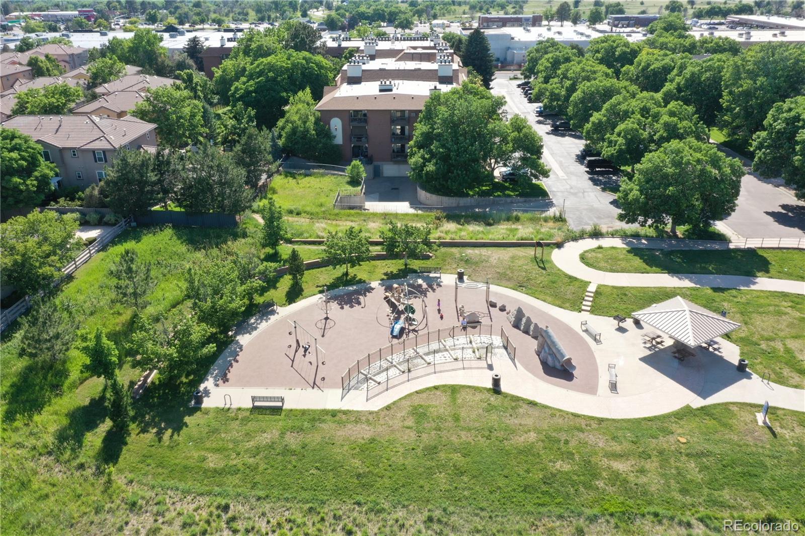 MLS Image #34 for 4251 s blackhawk circle,aurora, Colorado