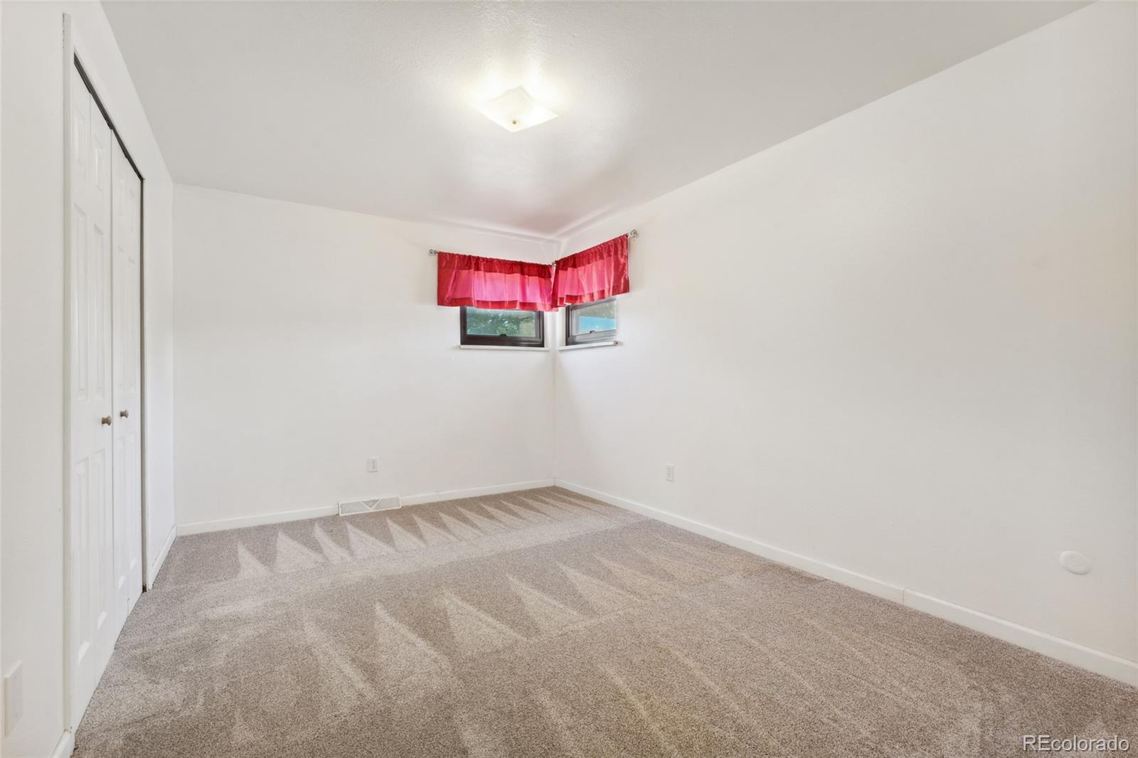 MLS Image #13 for 12408 e ohio avenue,aurora, Colorado