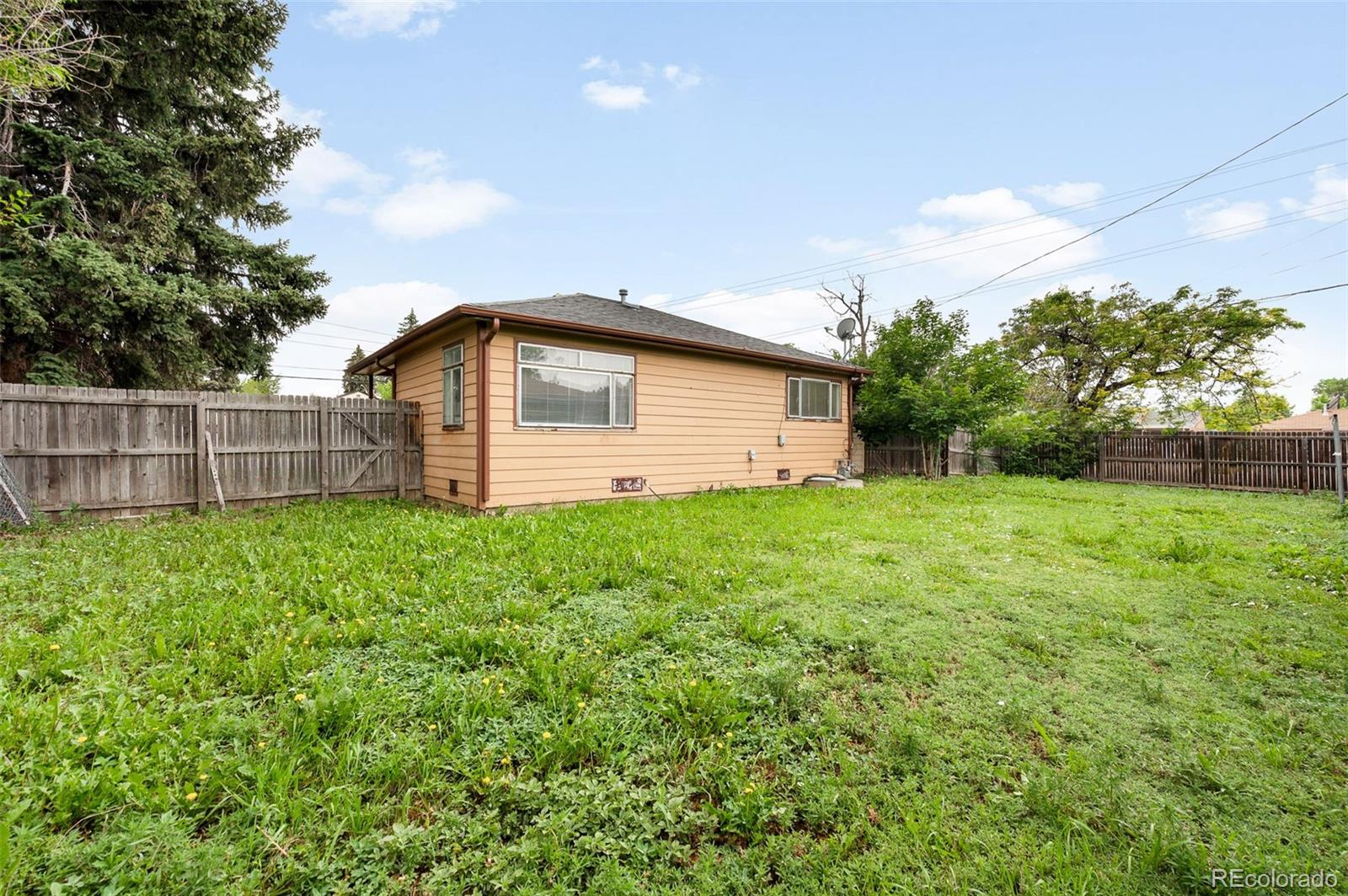 MLS Image #15 for 10505  lowry place,aurora, Colorado