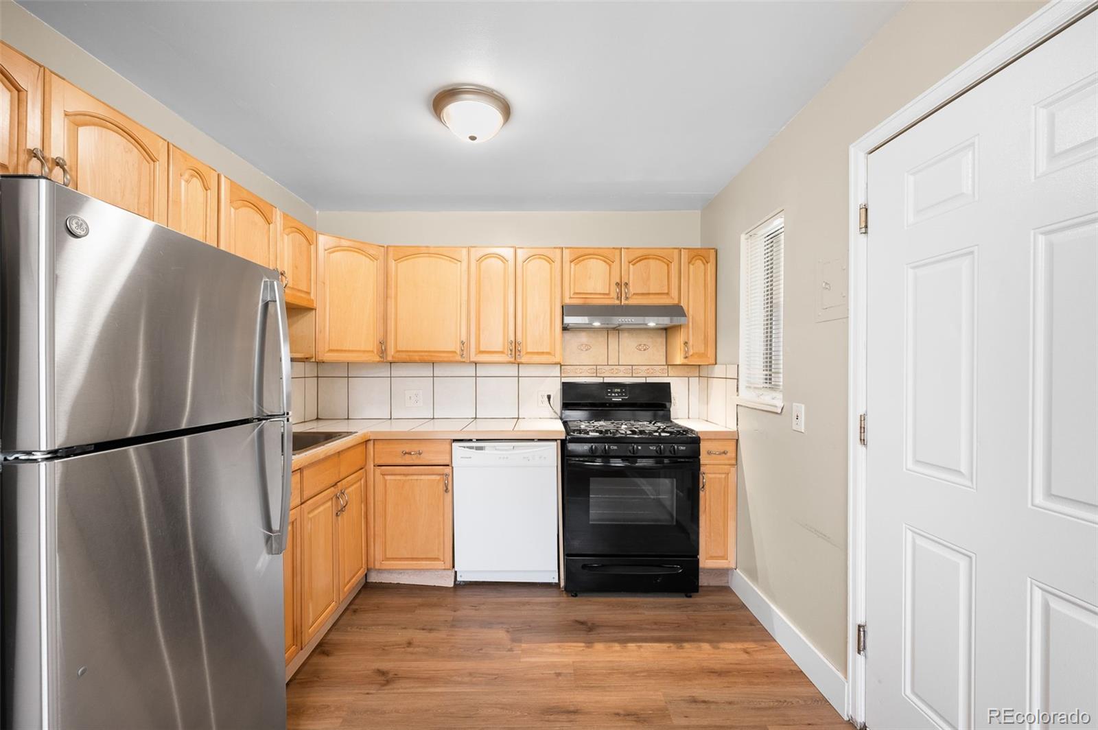 MLS Image #6 for 10505  lowry place,aurora, Colorado