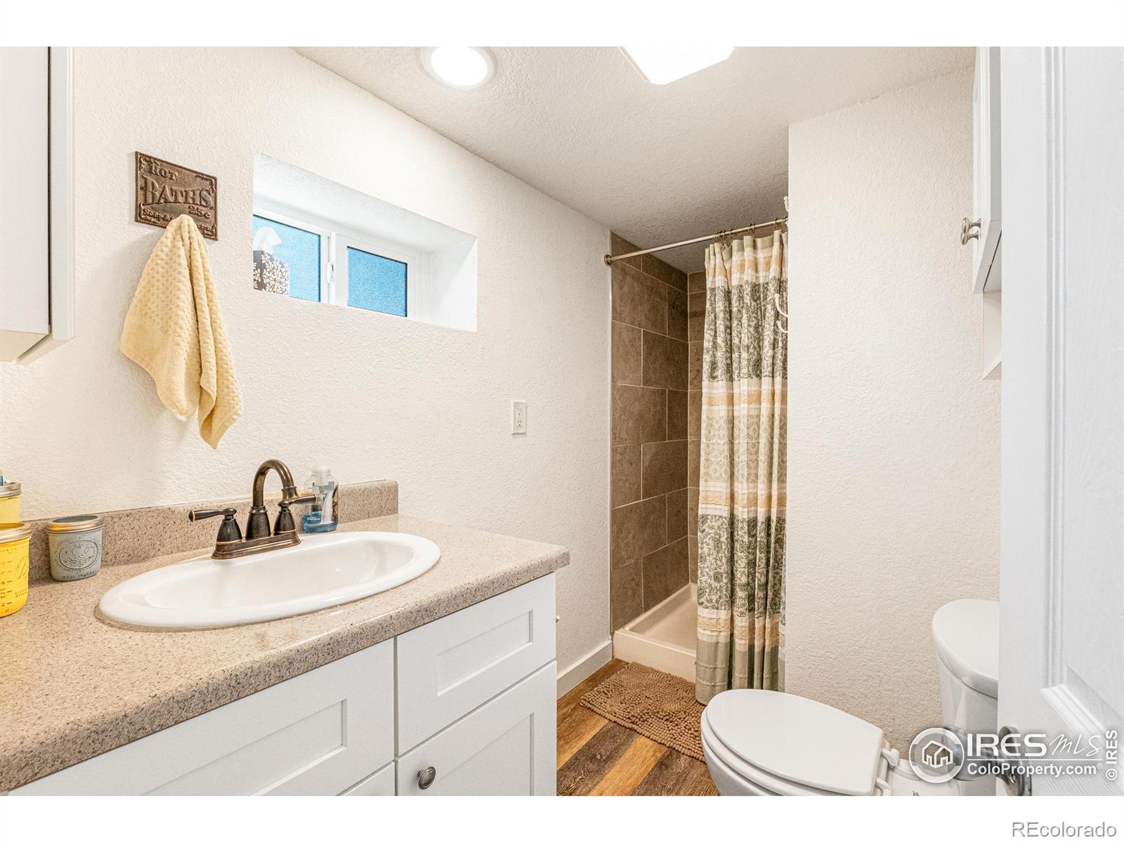 MLS Image #10 for 3702  valmont avenue,evans, Colorado