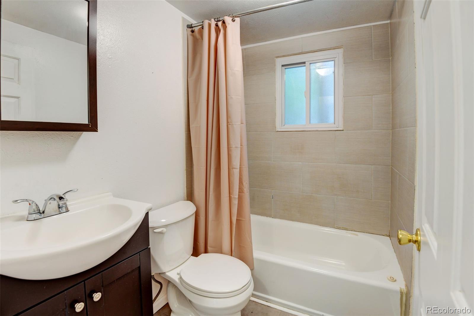 MLS Image #11 for 1707 w 39th avenue,denver, Colorado