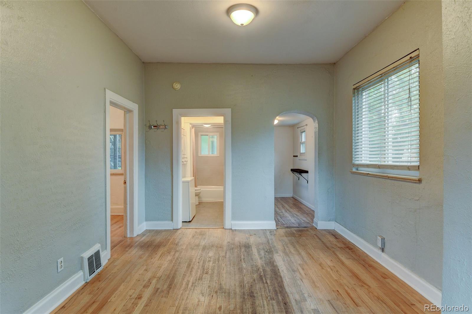 MLS Image #13 for 1707 w 39th avenue,denver, Colorado