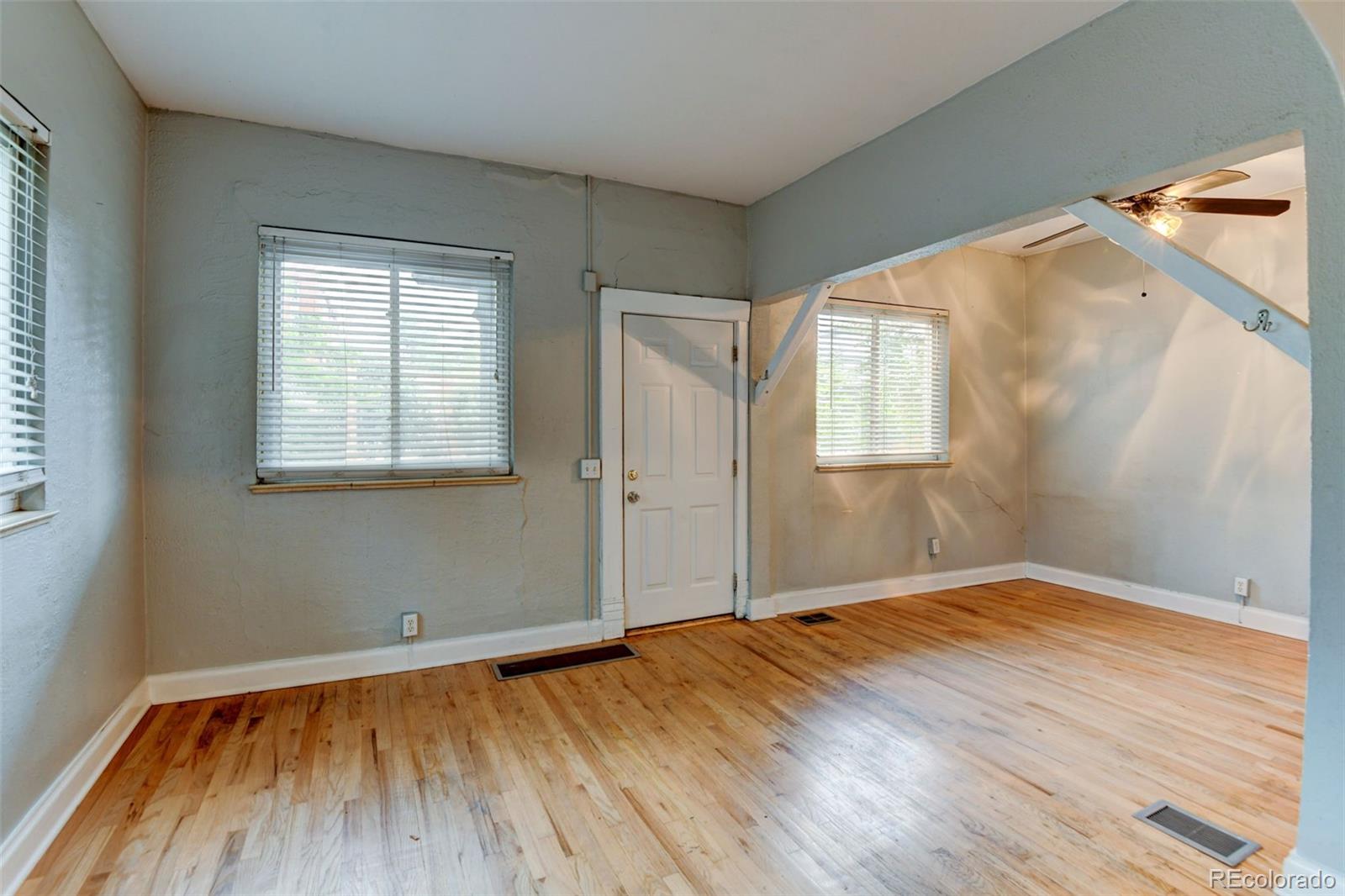 MLS Image #16 for 1707 w 39th avenue,denver, Colorado