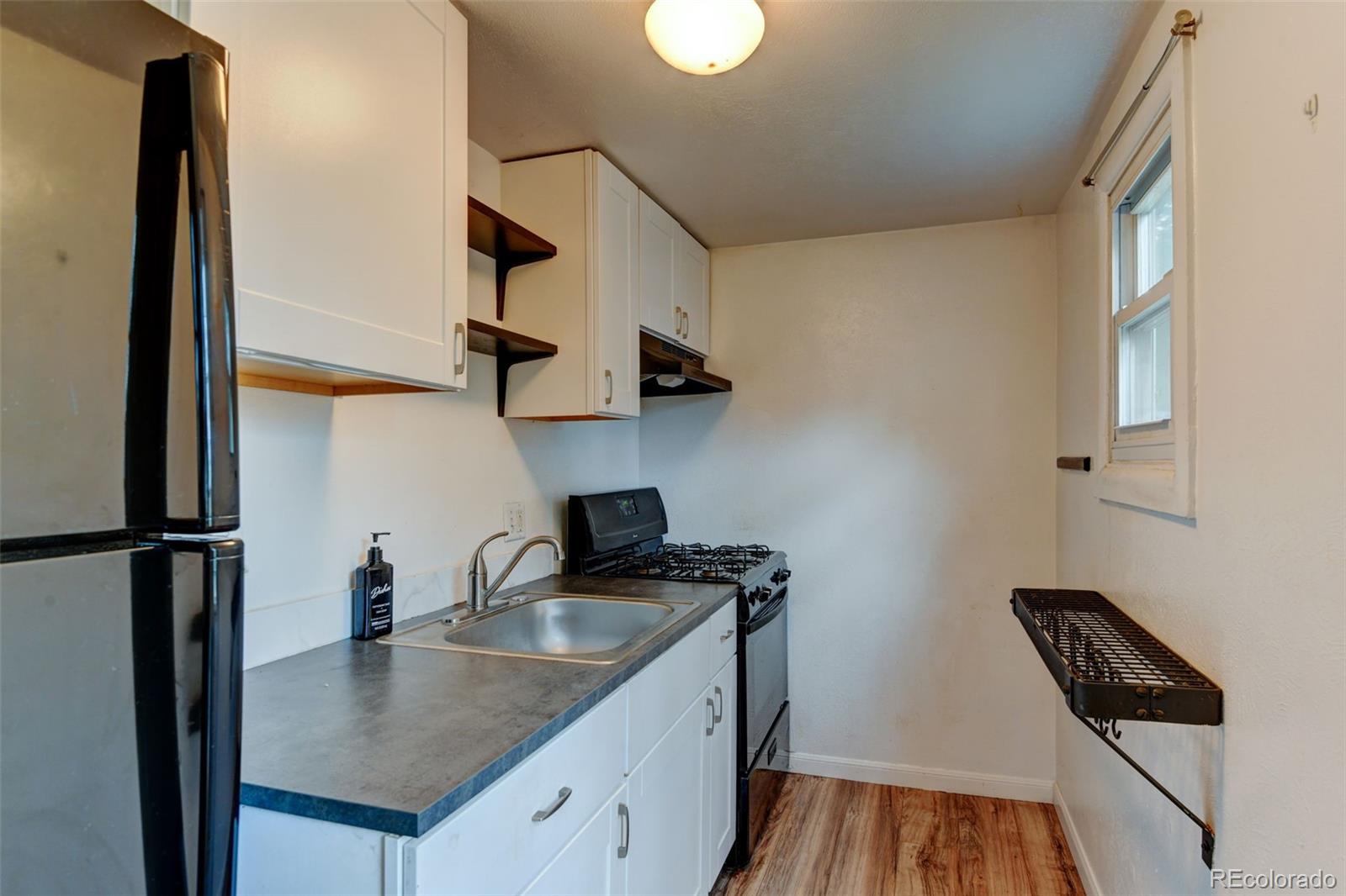 MLS Image #8 for 1707 w 39th avenue,denver, Colorado