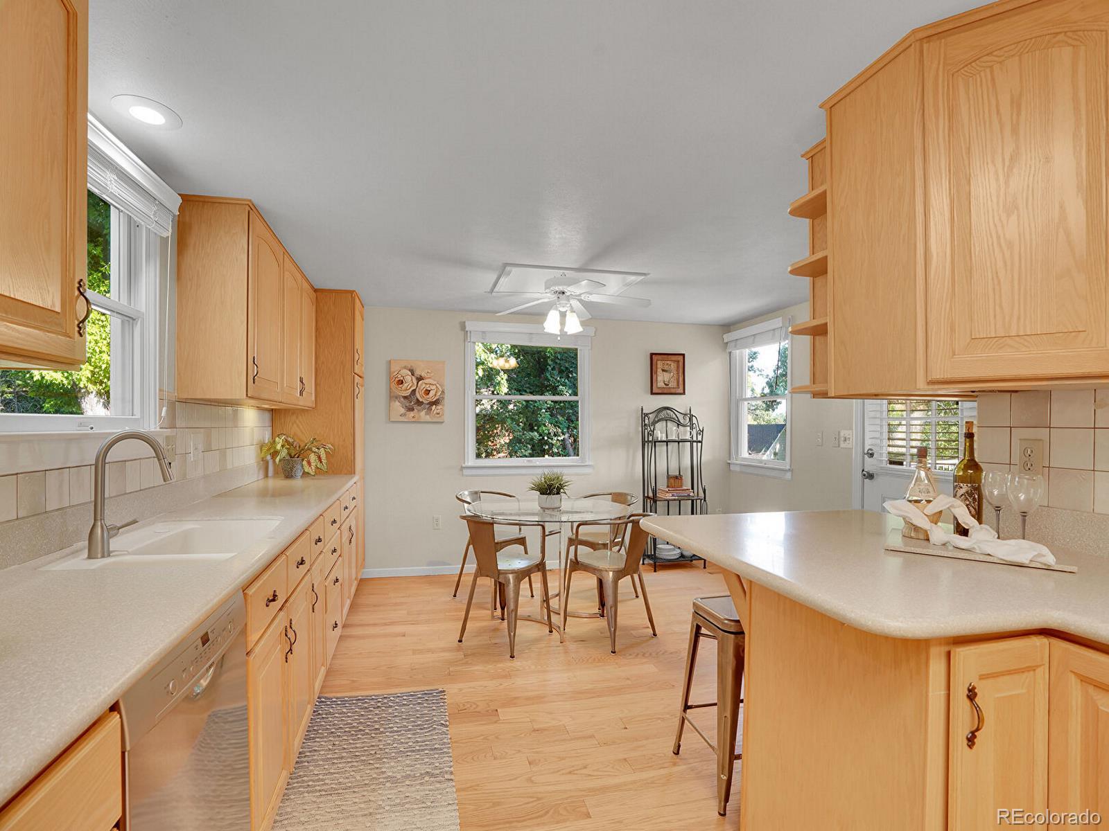 MLS Image #12 for 6844 s detroit circle,centennial, Colorado
