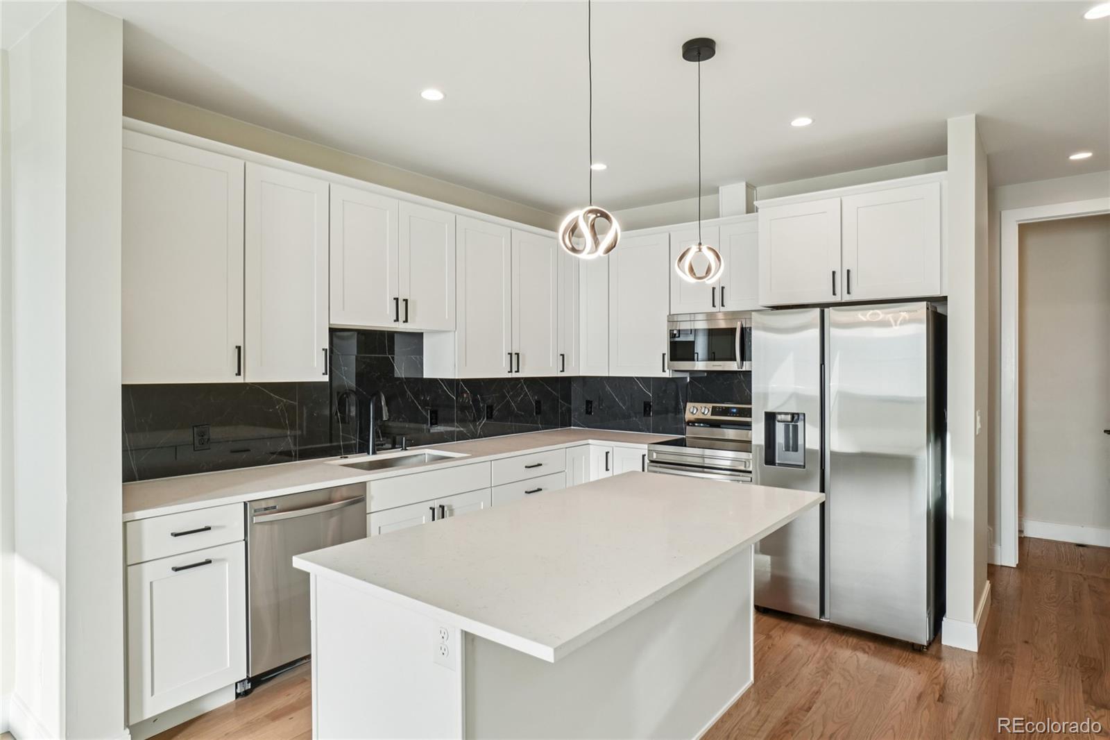 MLS Image #2 for 1559 n hooker street,denver, Colorado