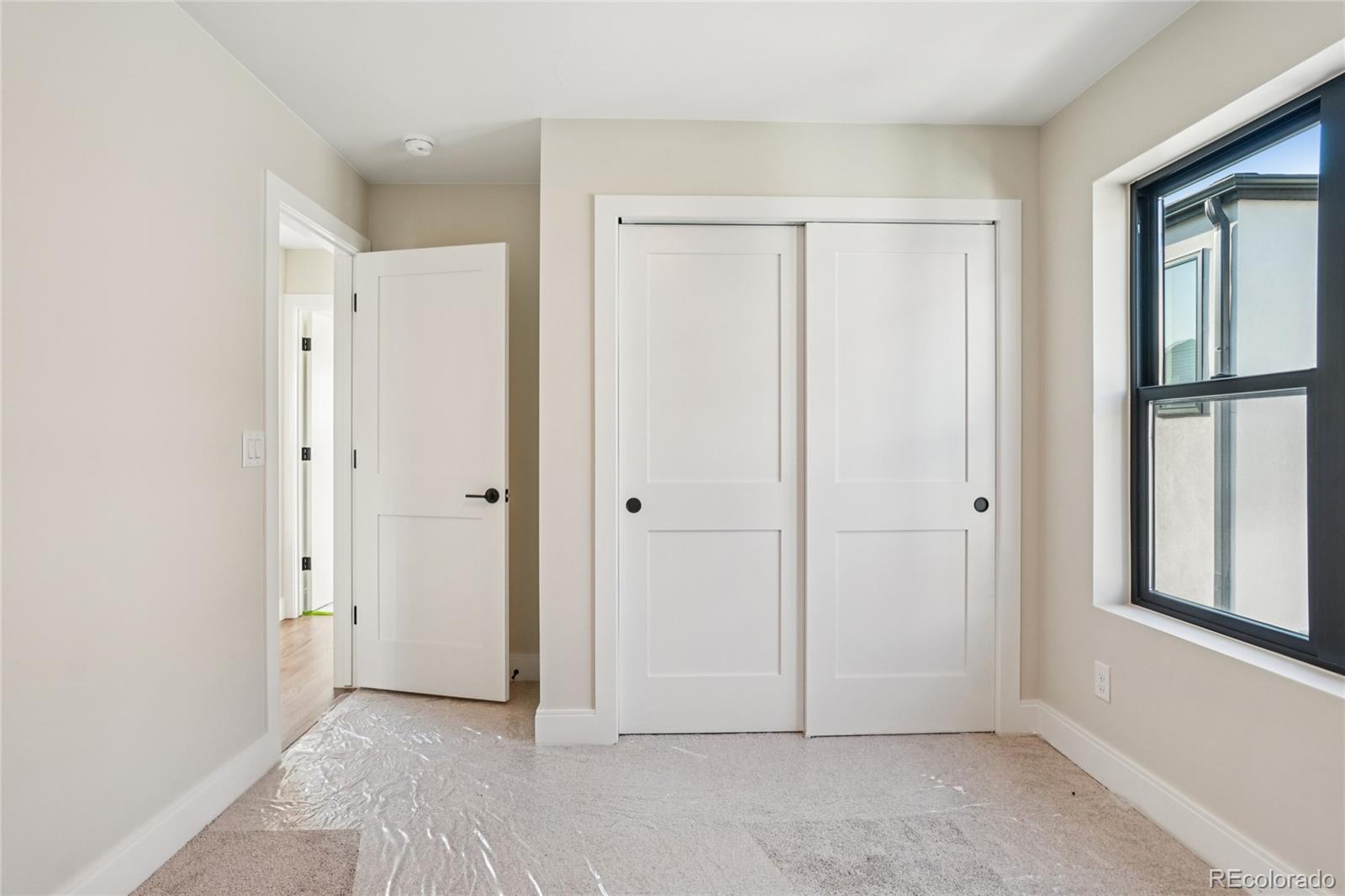 MLS Image #6 for 1559 n hooker street,denver, Colorado