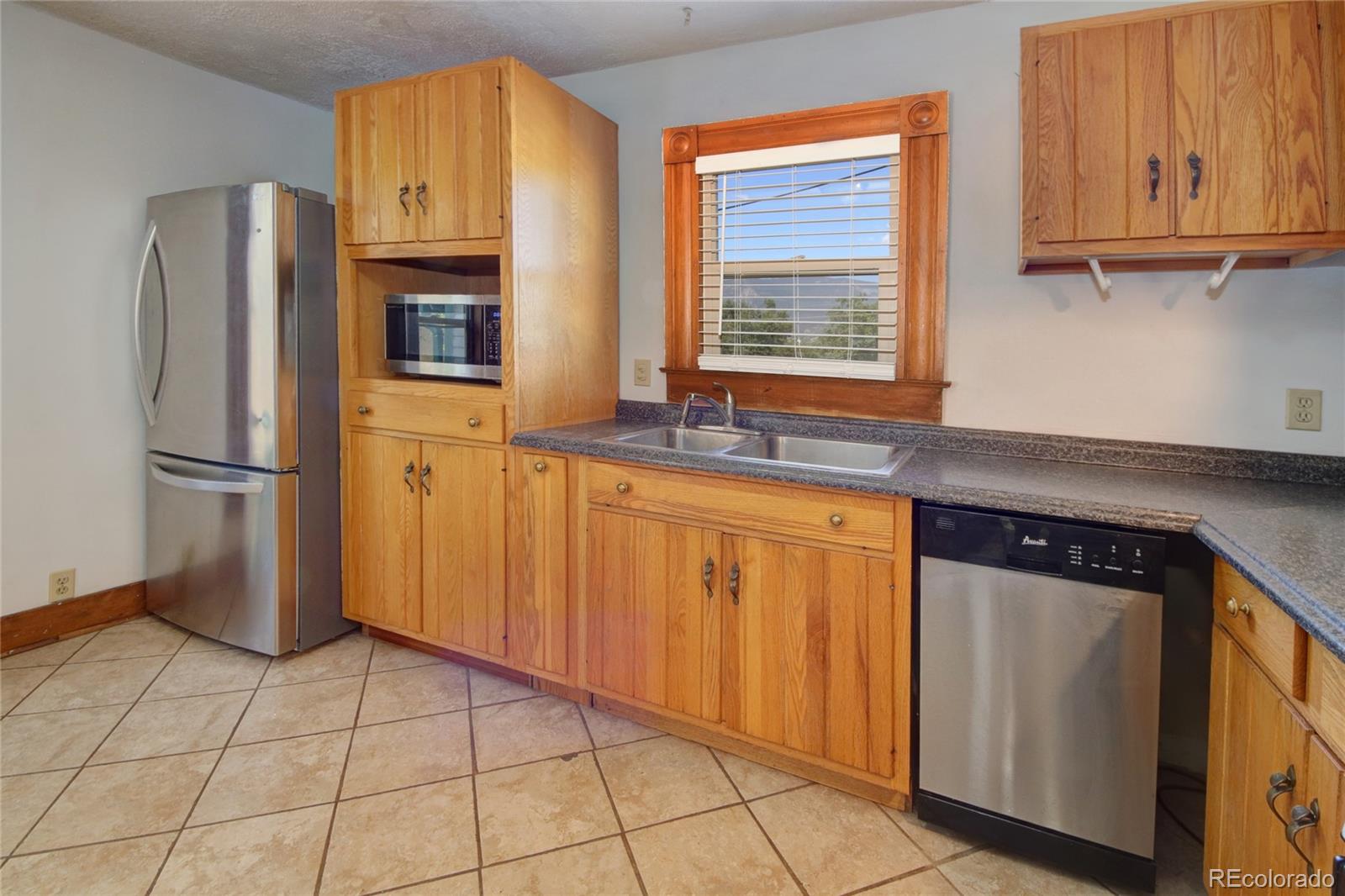 MLS Image #7 for 827 w kiowa street,colorado springs, Colorado