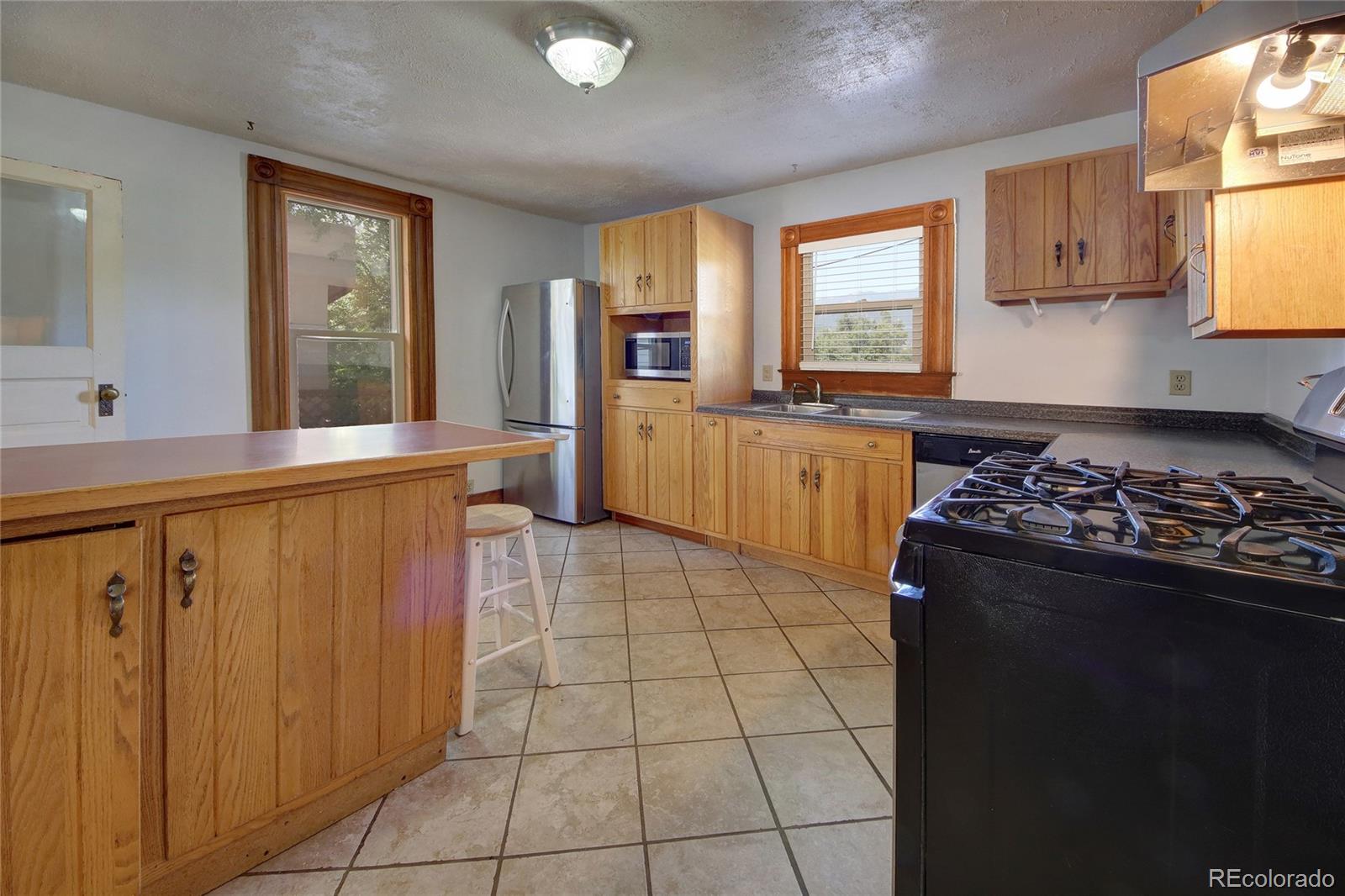MLS Image #8 for 827 w kiowa street,colorado springs, Colorado