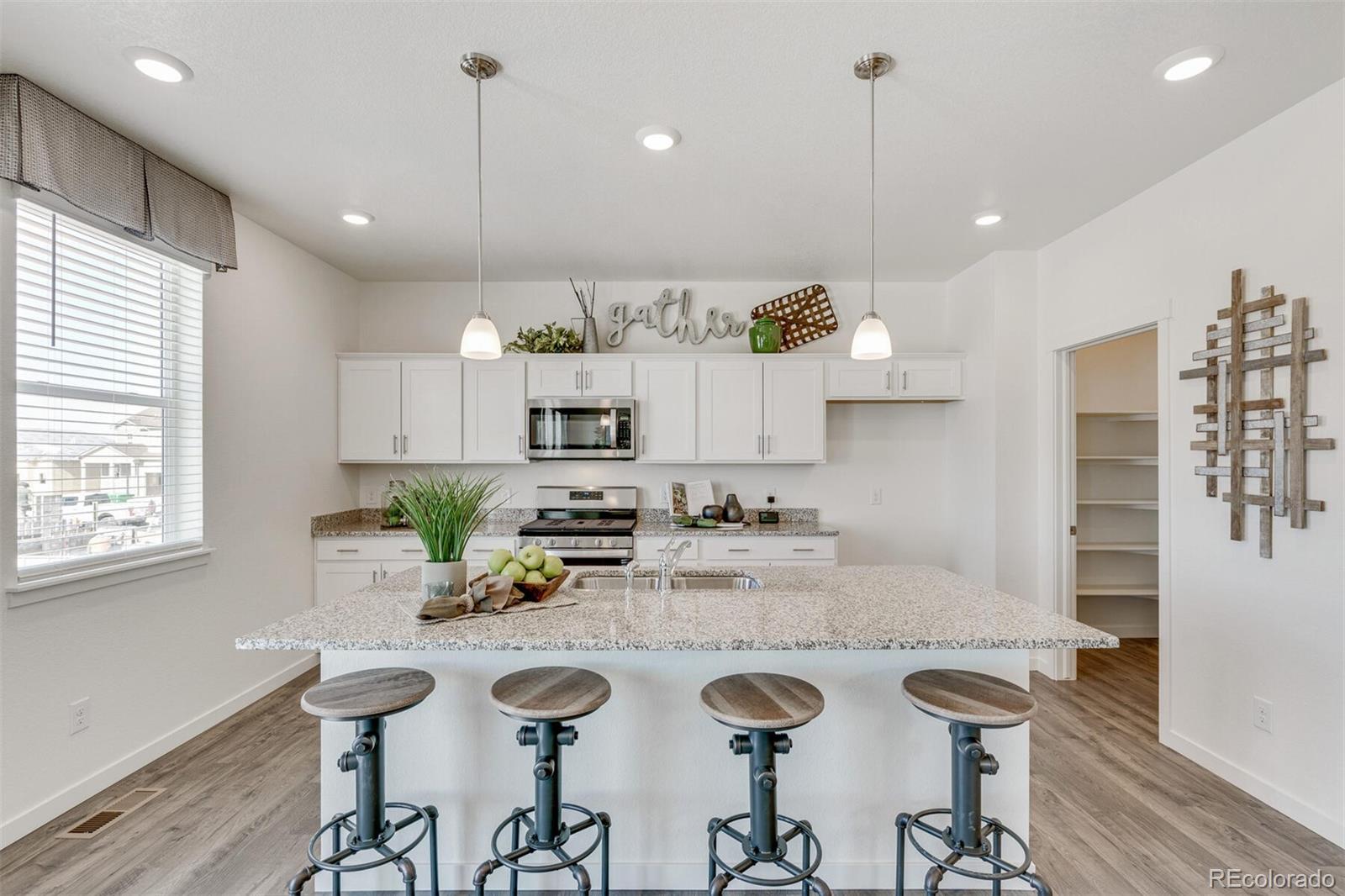 MLS Image #11 for 779 n deer park street,watkins, Colorado