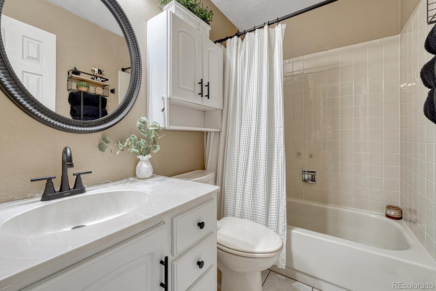 MLS Image #22 for 1572 w long avenue,littleton, Colorado