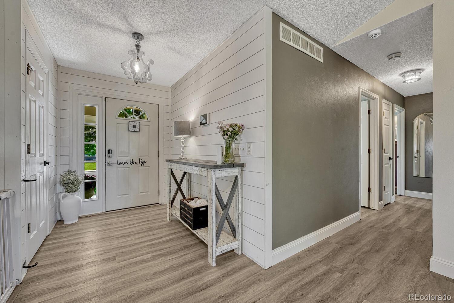 MLS Image #7 for 1572 w long avenue,littleton, Colorado