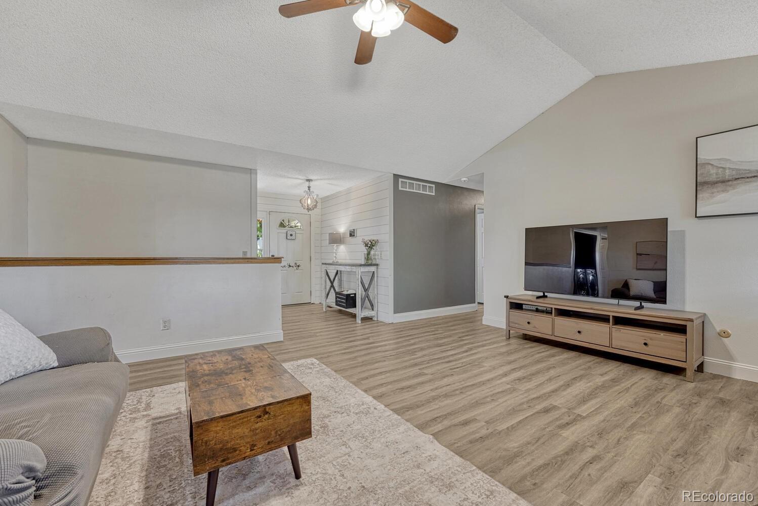 MLS Image #9 for 1572 w long avenue,littleton, Colorado