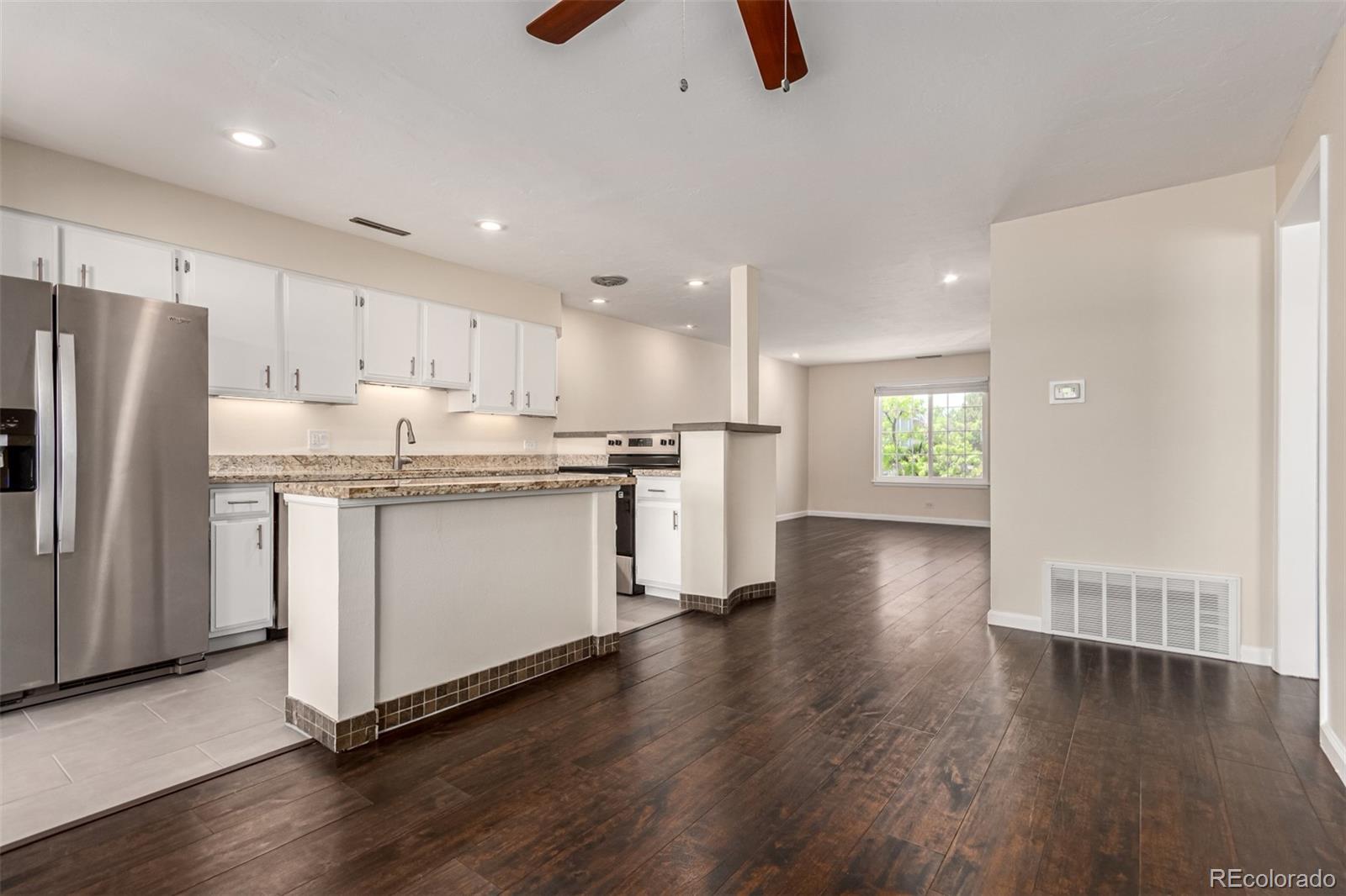 MLS Image #12 for 2301 e fremont avenue w08,centennial, Colorado