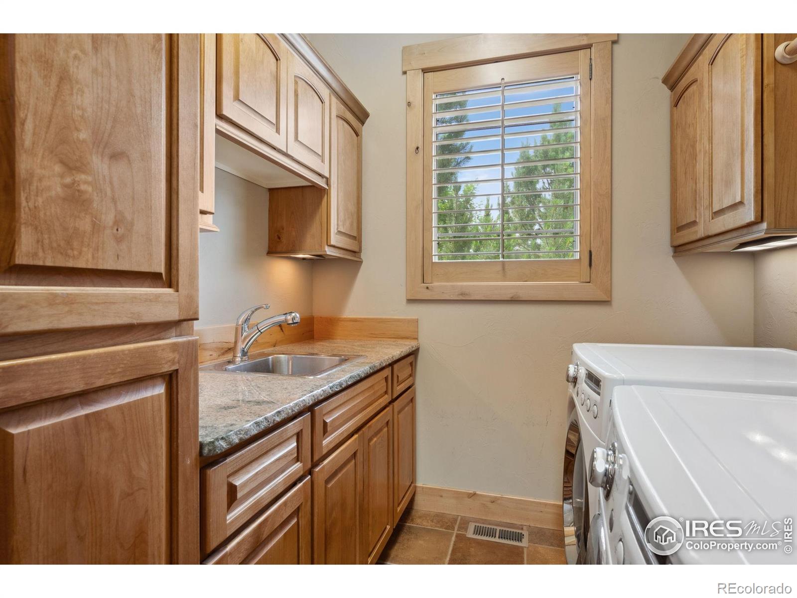MLS Image #13 for 2402  treestead road,fort collins, Colorado