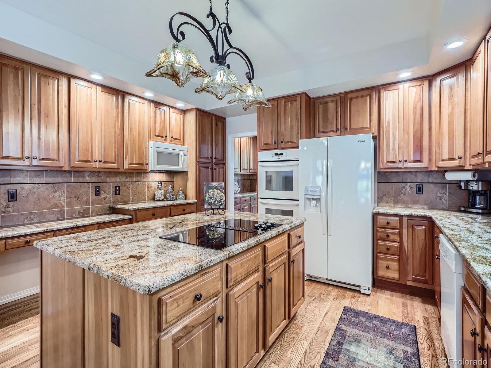 MLS Image #15 for 6577 s waco way,aurora, Colorado
