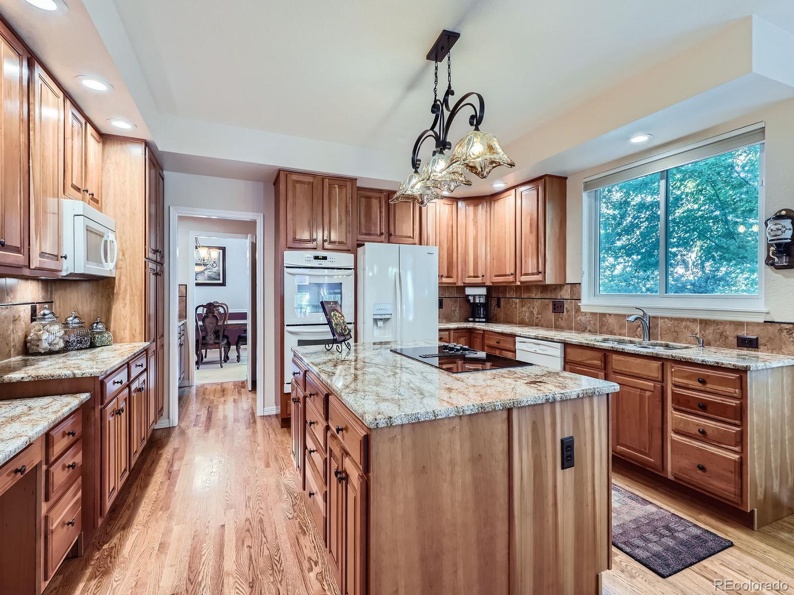 MLS Image #16 for 6577 s waco way,aurora, Colorado