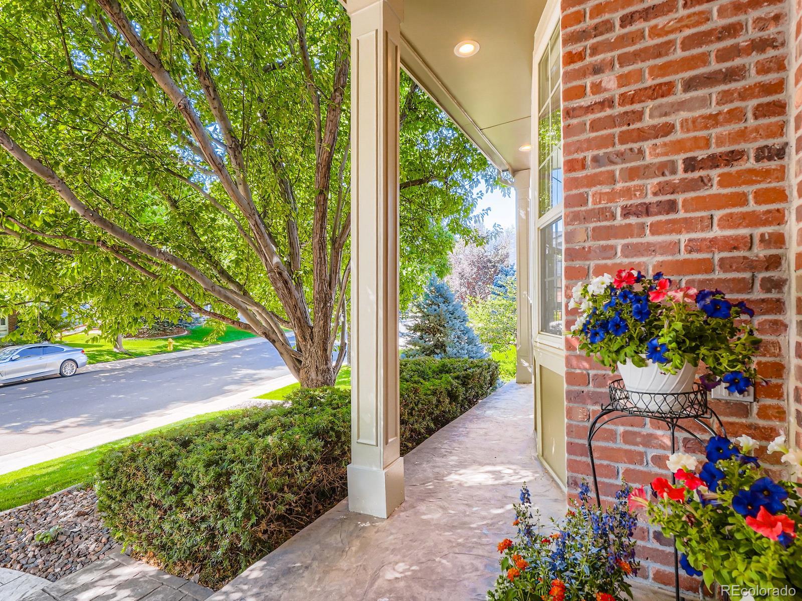 MLS Image #2 for 6577 s waco way,aurora, Colorado