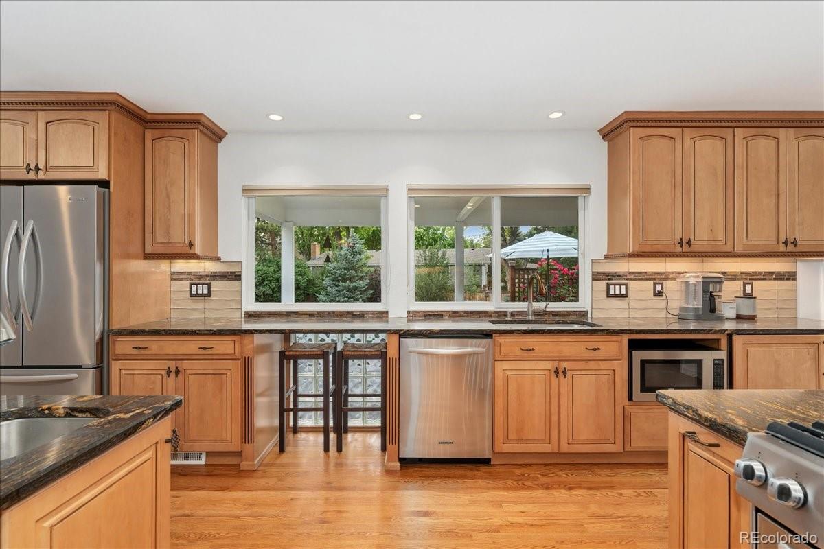 MLS Image #2 for 3765 e easter drive,centennial, Colorado