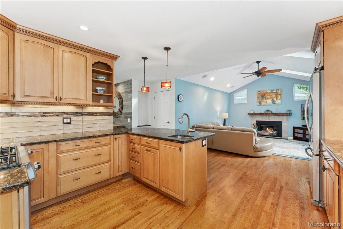 MLS Image #8 for 3765 e easter drive,centennial, Colorado