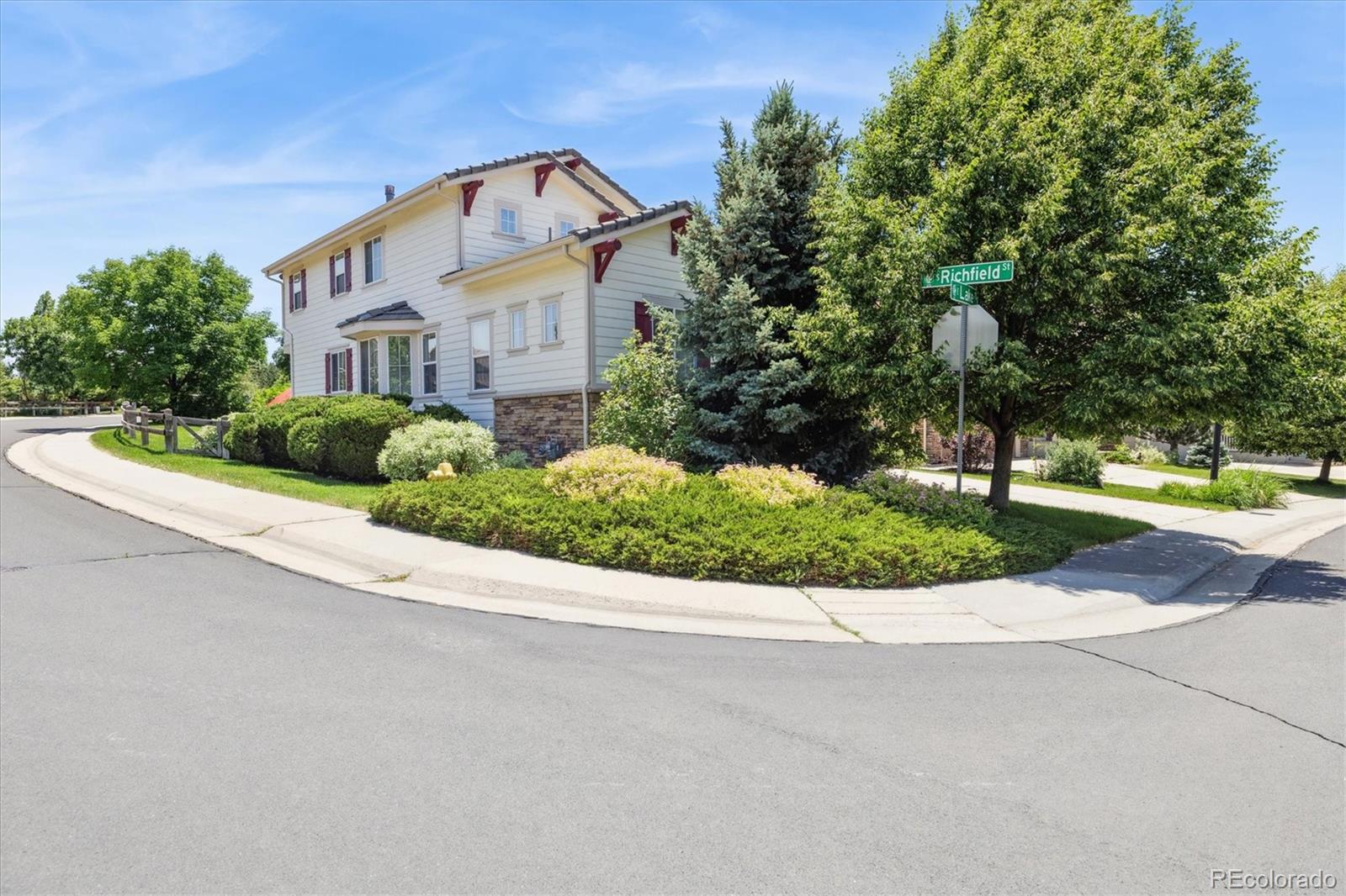 MLS Image #1 for 17298 e lake place,aurora, Colorado