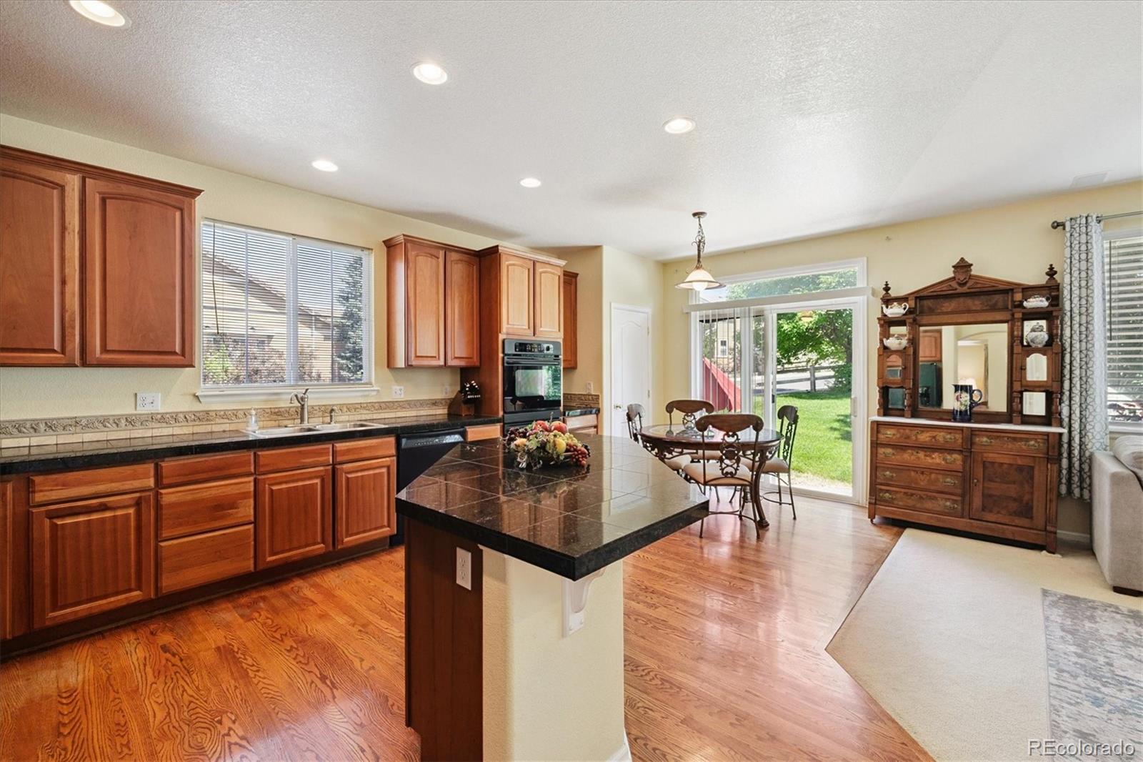 MLS Image #13 for 17298 e lake place,aurora, Colorado