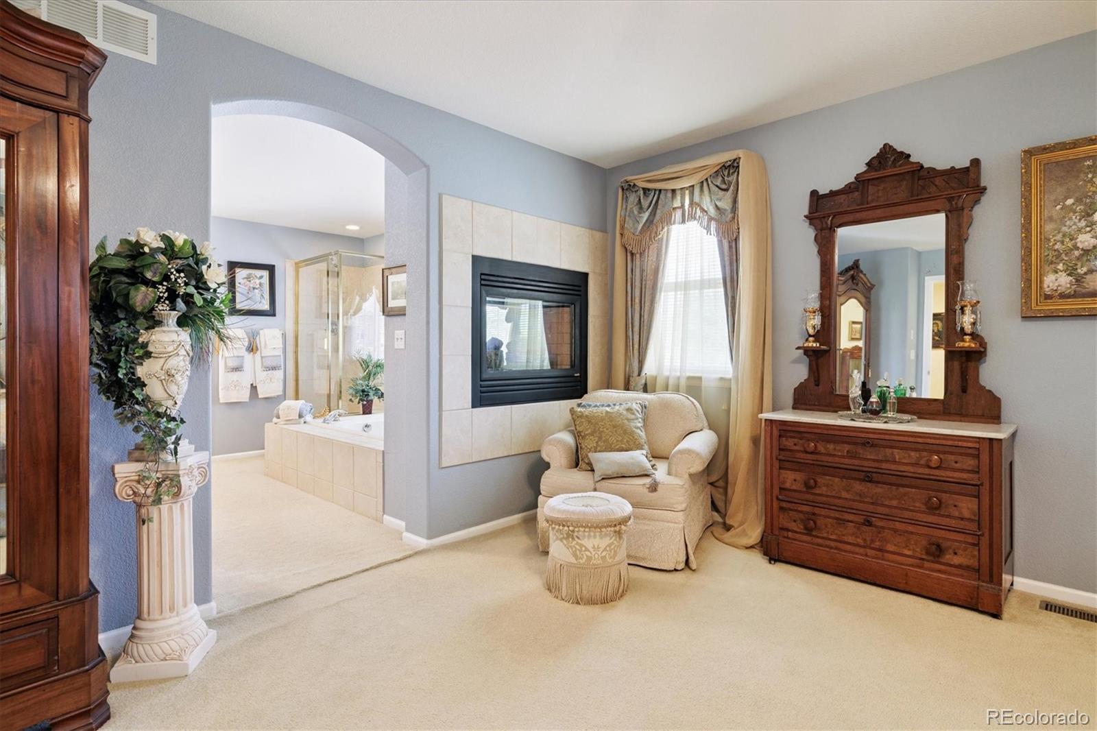 MLS Image #23 for 17298 e lake place,aurora, Colorado
